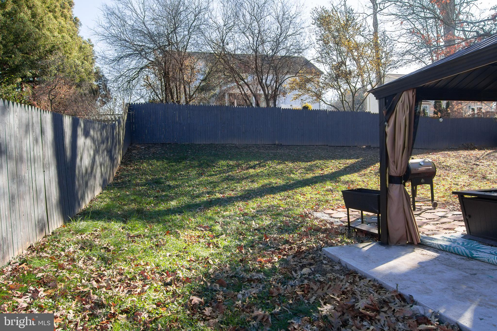 HALL ESTATES III - Residential