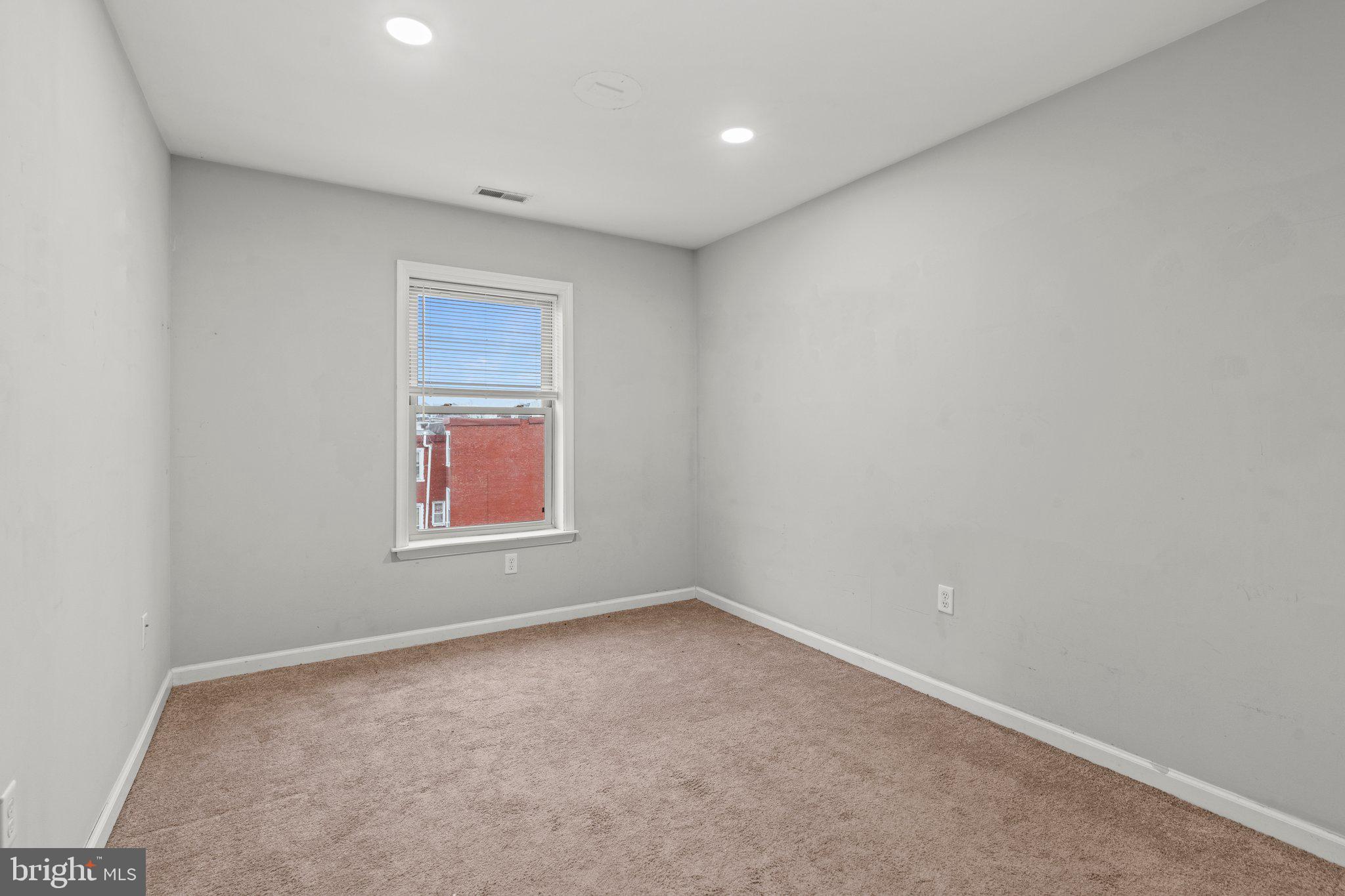 TEMPLE UNIVERSITY - Residential Lease