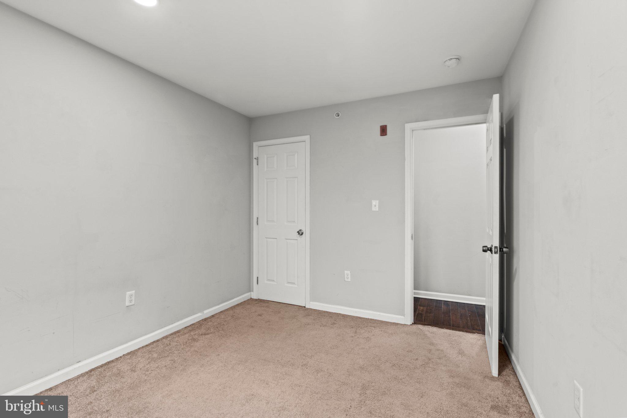 TEMPLE UNIVERSITY - Residential Lease