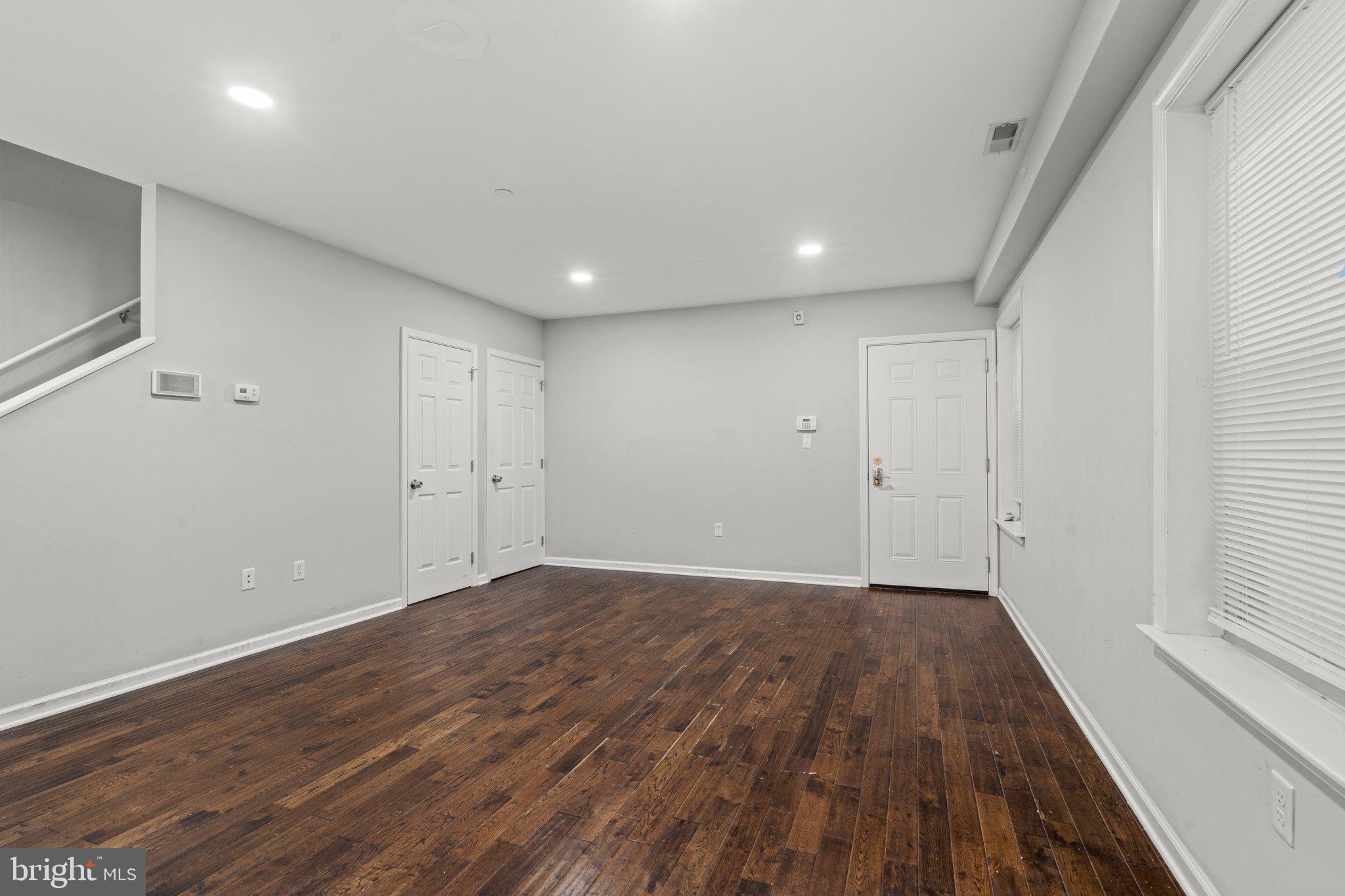 TEMPLE UNIVERSITY - Residential Lease