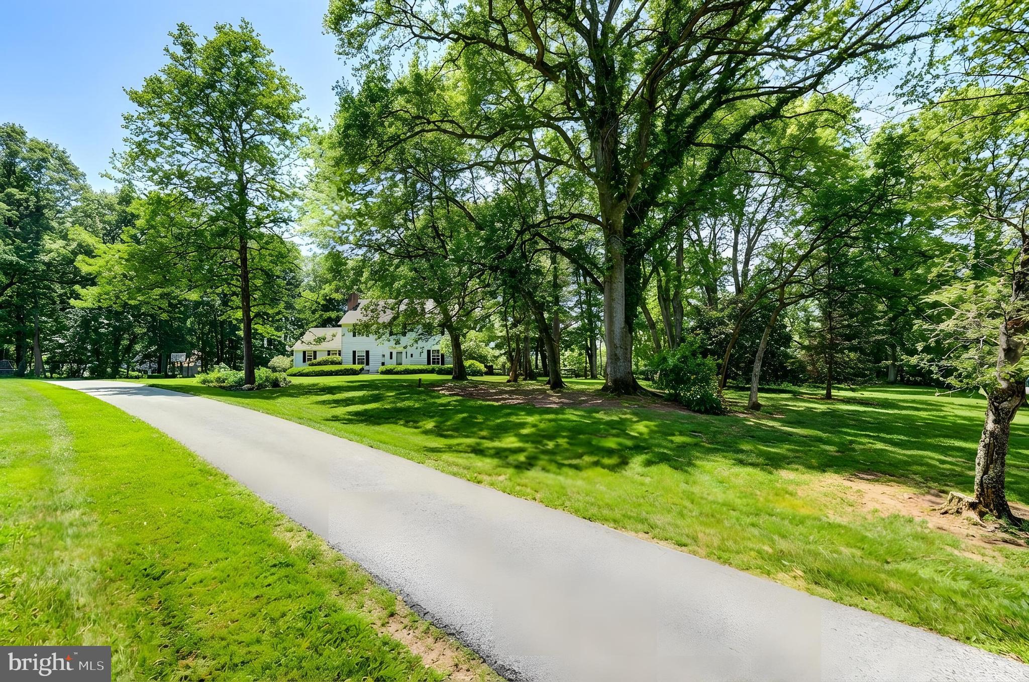 HAPPY HOLLOW WOODS - Residential