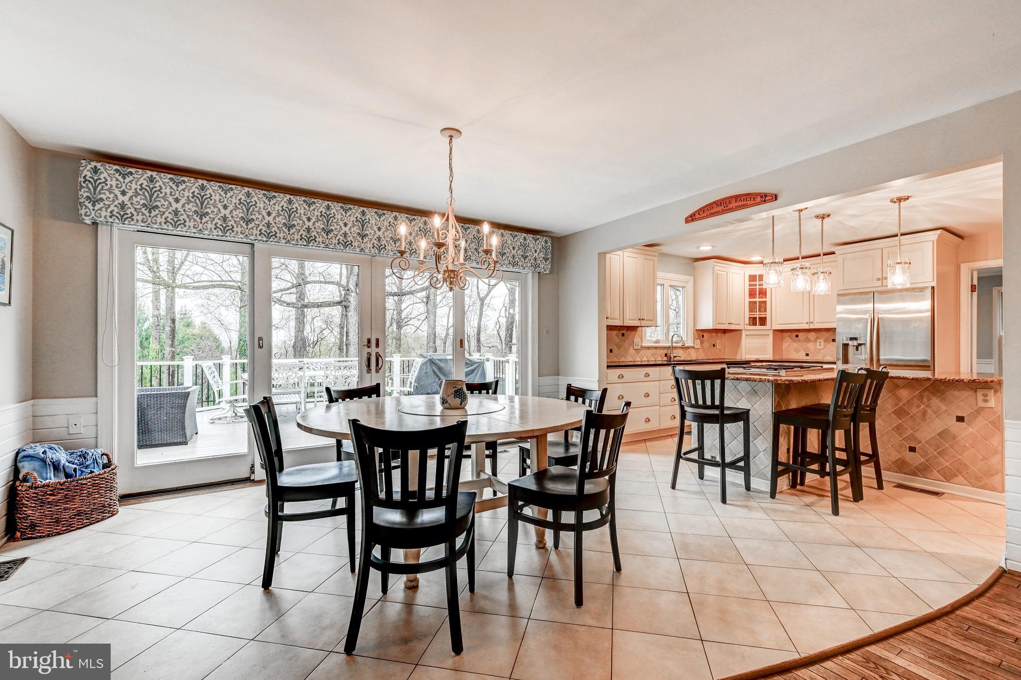 HAPPY HOLLOW WOODS - Residential