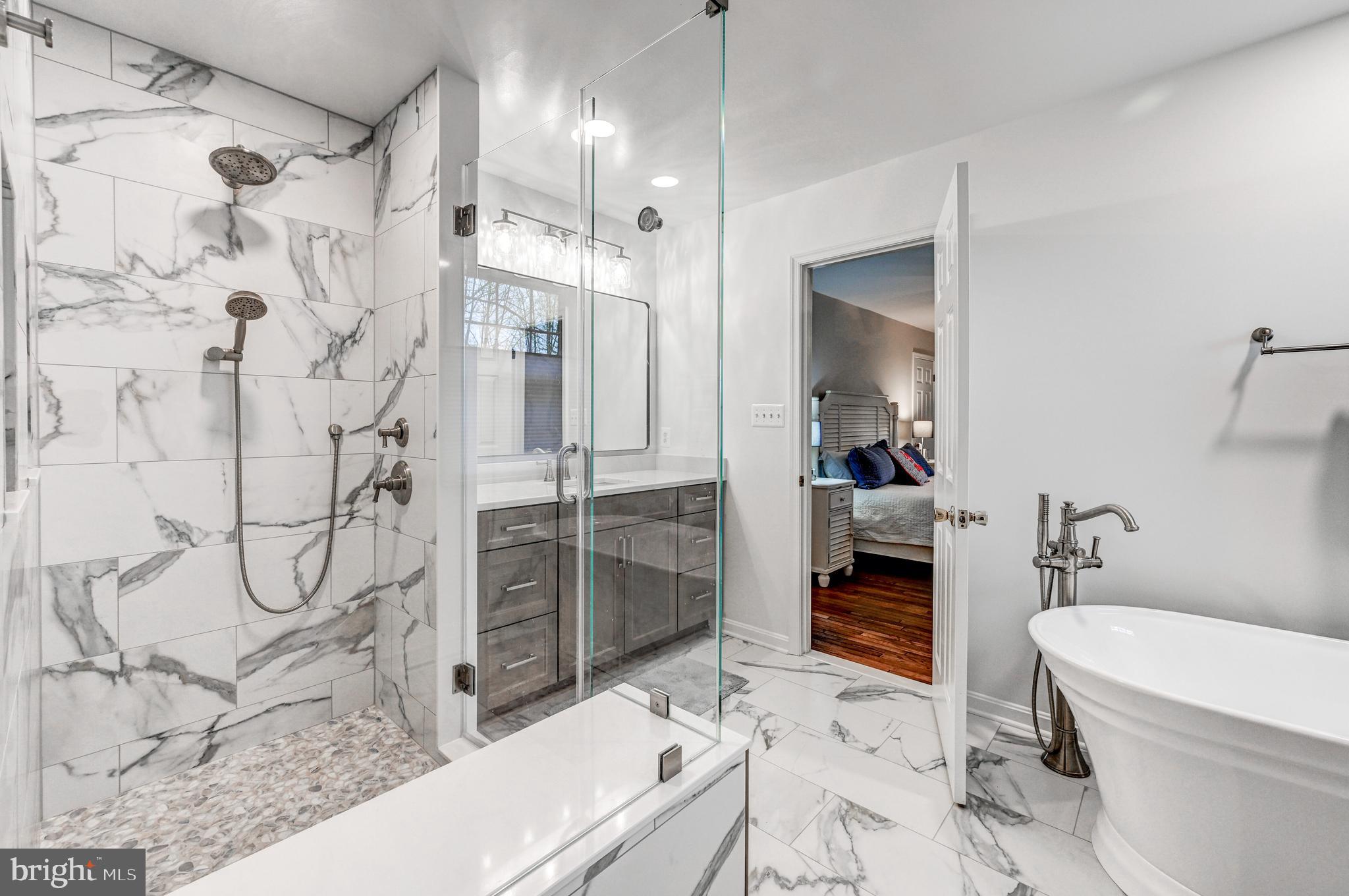 HAPPY HOLLOW WOODS - Residential