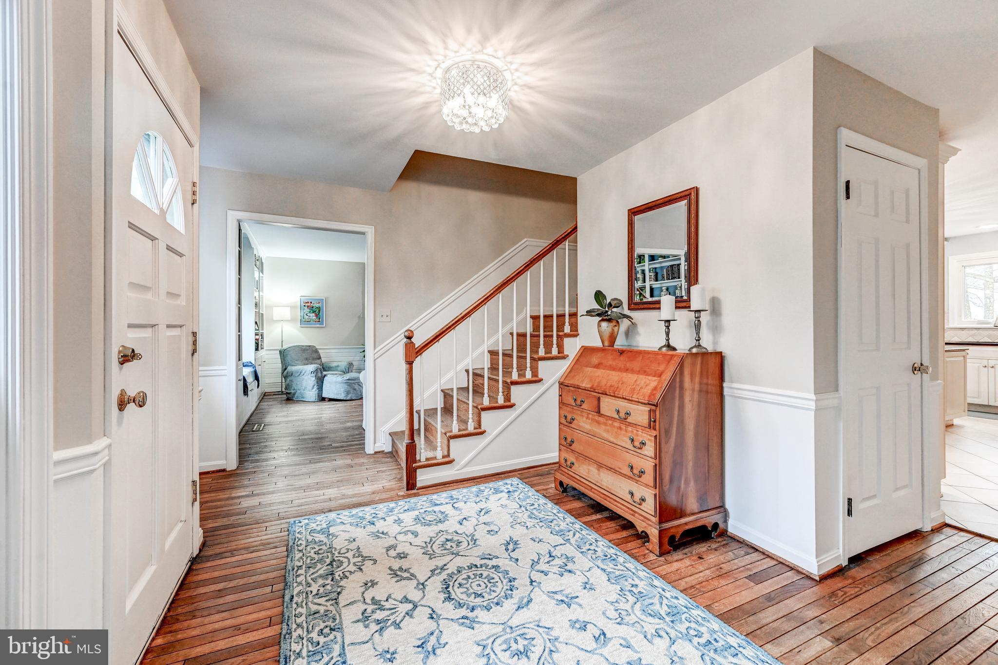 HAPPY HOLLOW WOODS - Residential