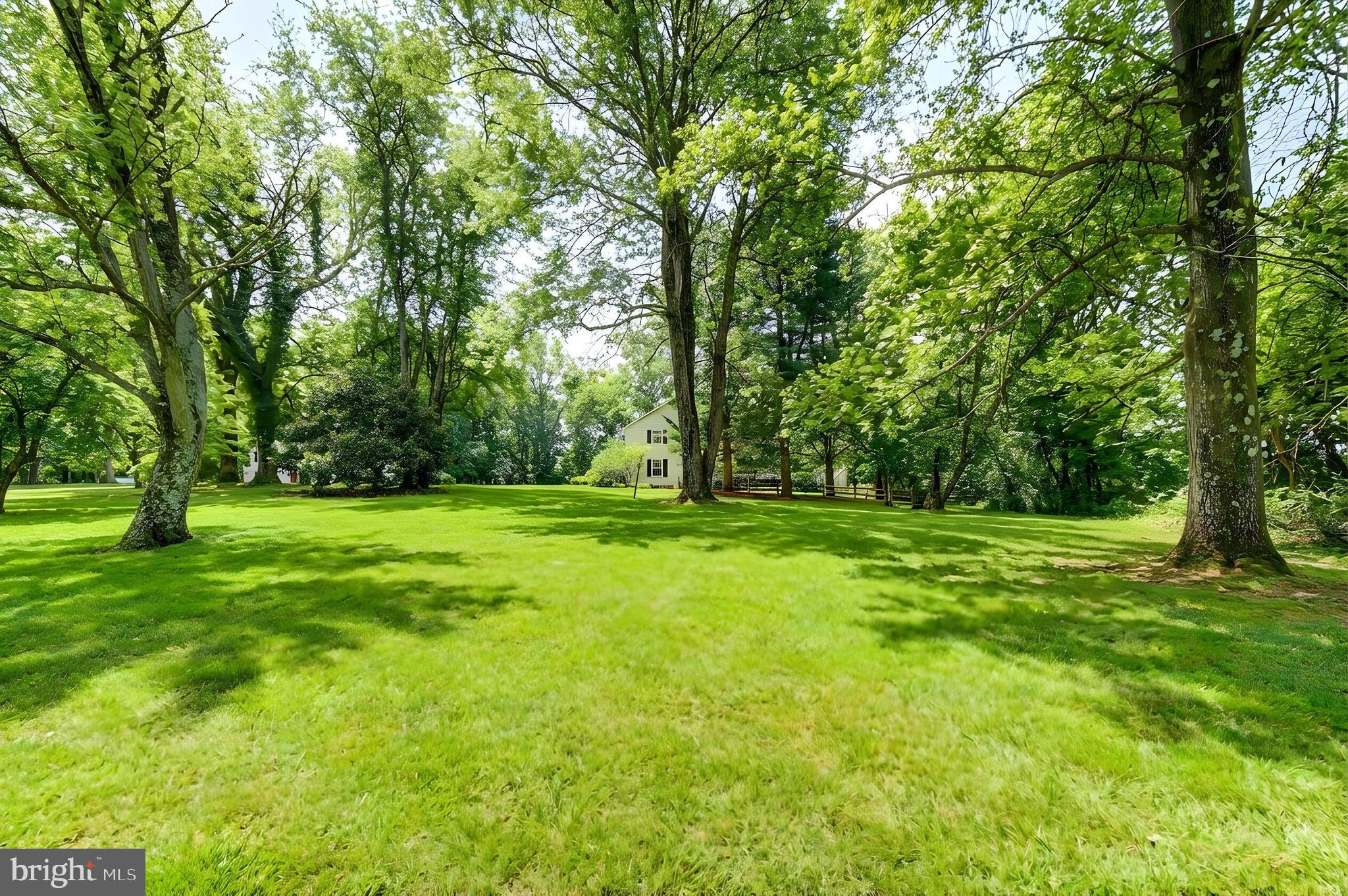 HAPPY HOLLOW WOODS - Residential