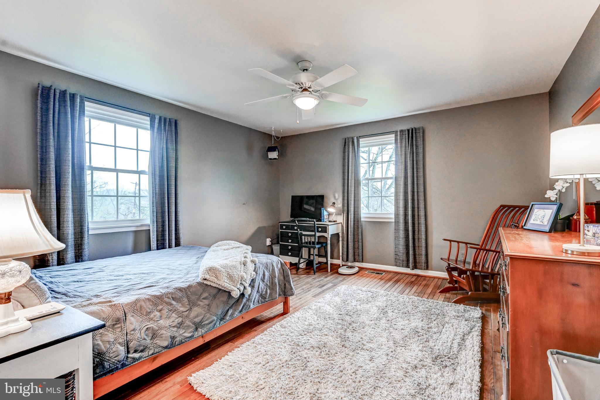 HAPPY HOLLOW WOODS - Residential