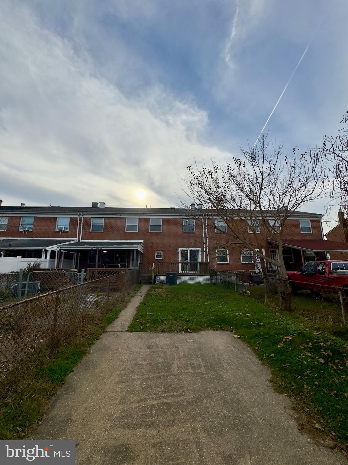 ESSEX - Residential Lease