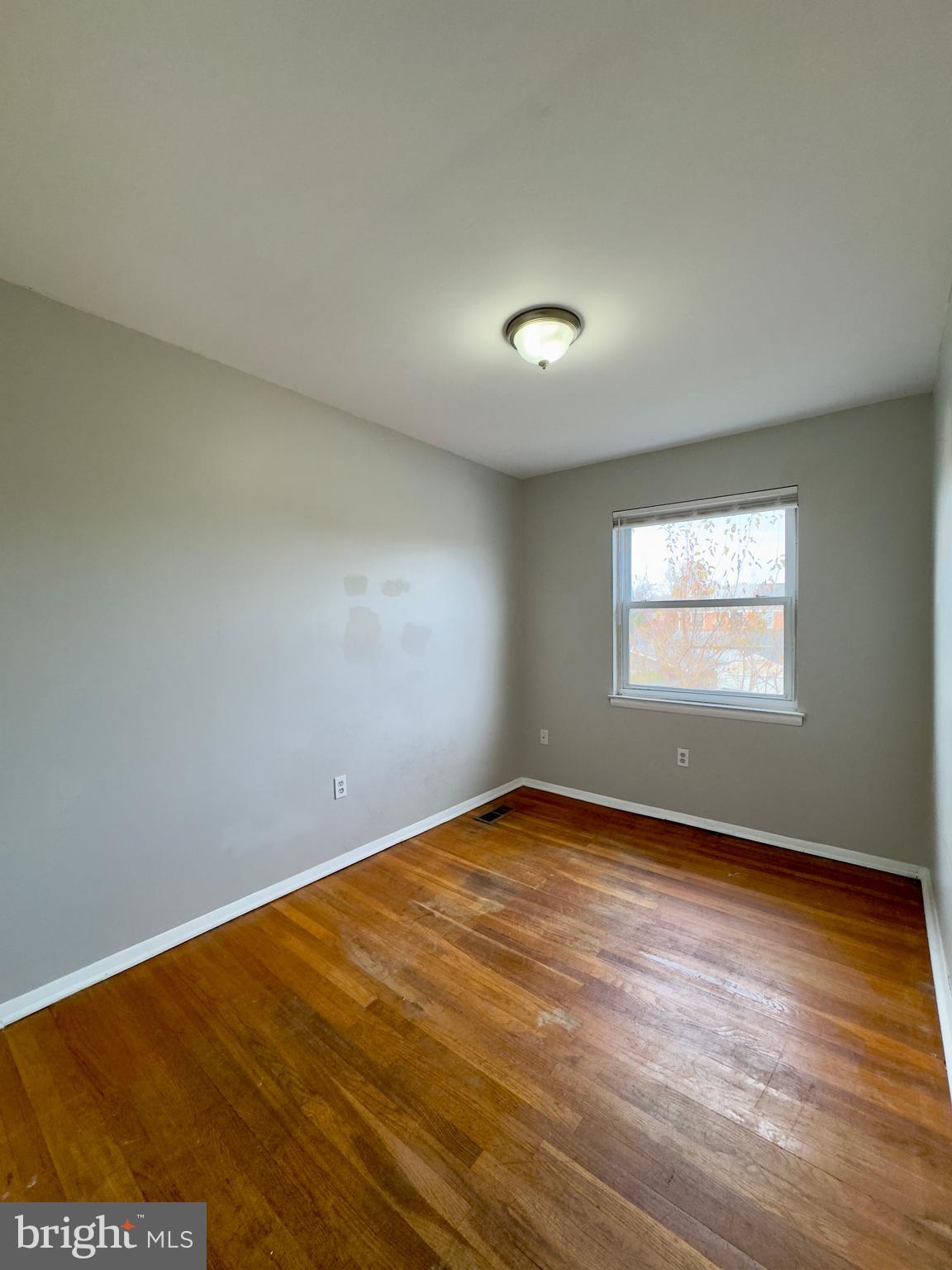 ESSEX - Residential Lease