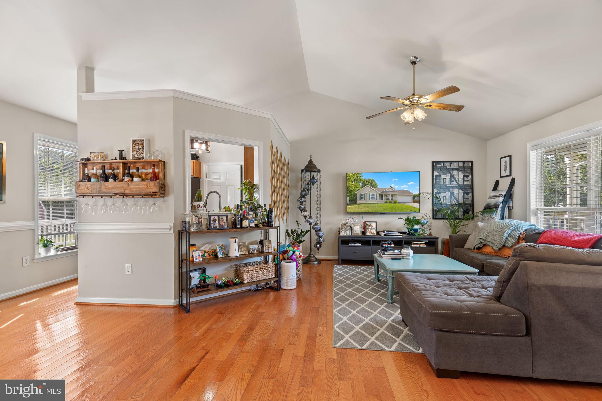 8711 FOREST GLEN CIRCLE