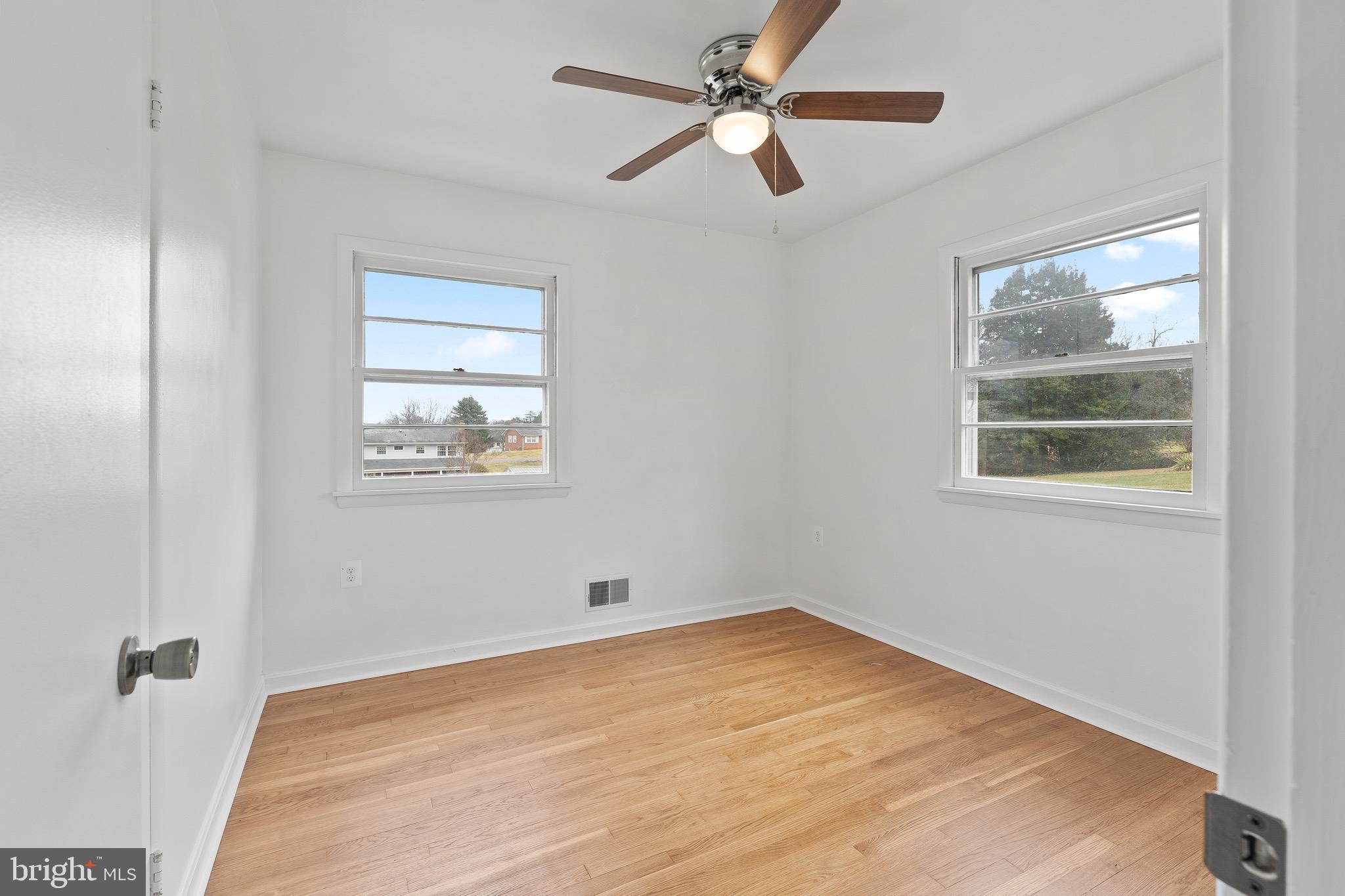 GREENFIELD - Residential