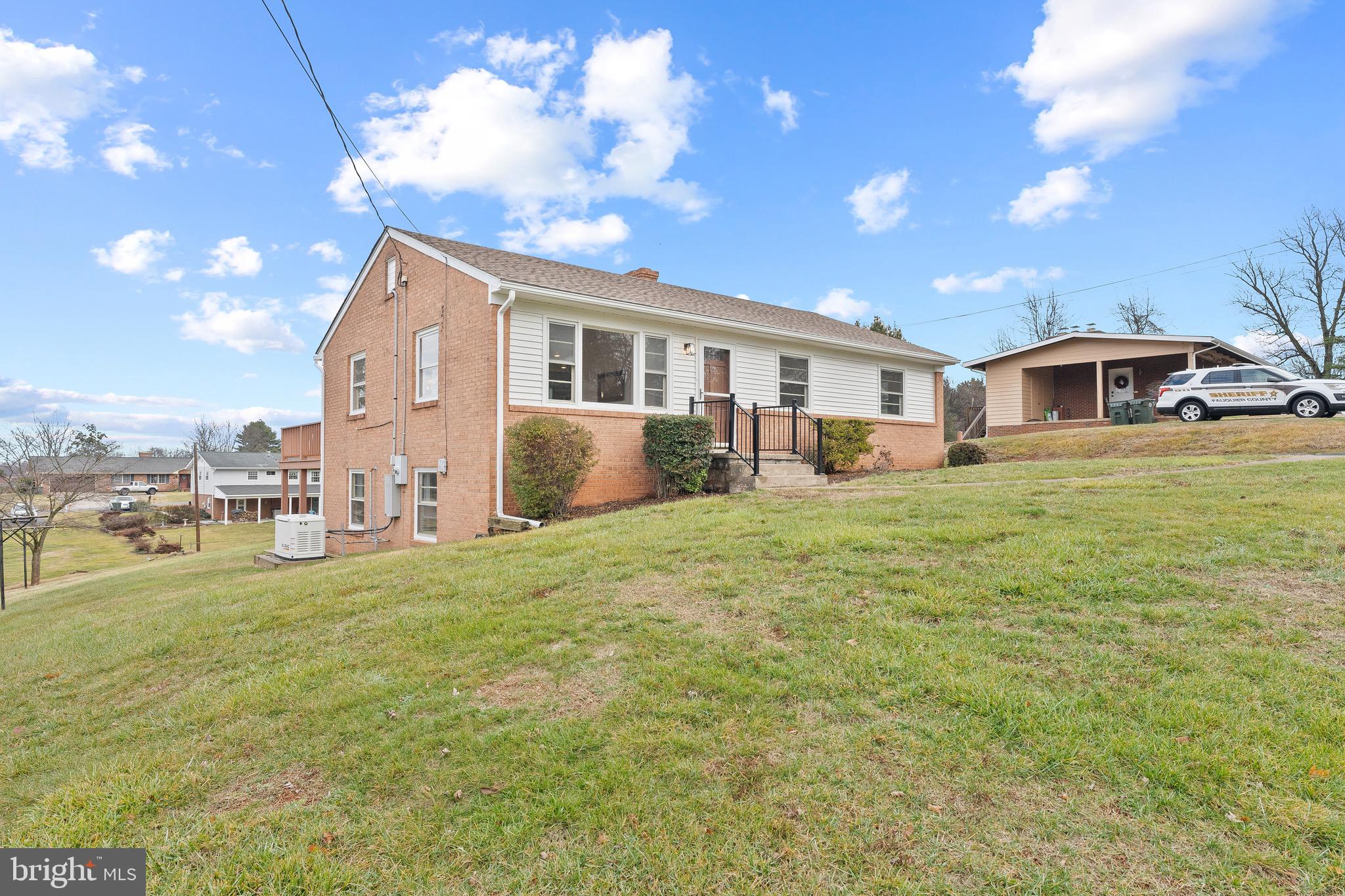 GREENFIELD - Residential