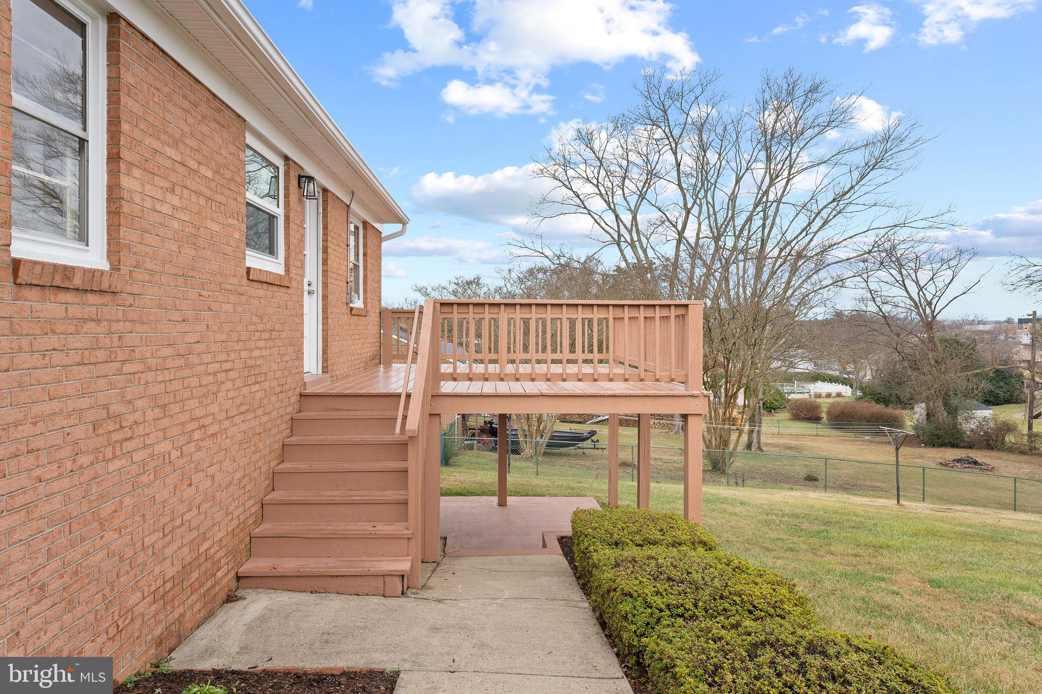 GREENFIELD - Residential