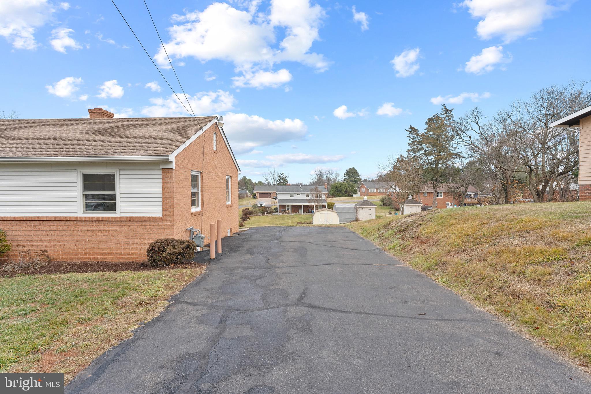 GREENFIELD - Residential