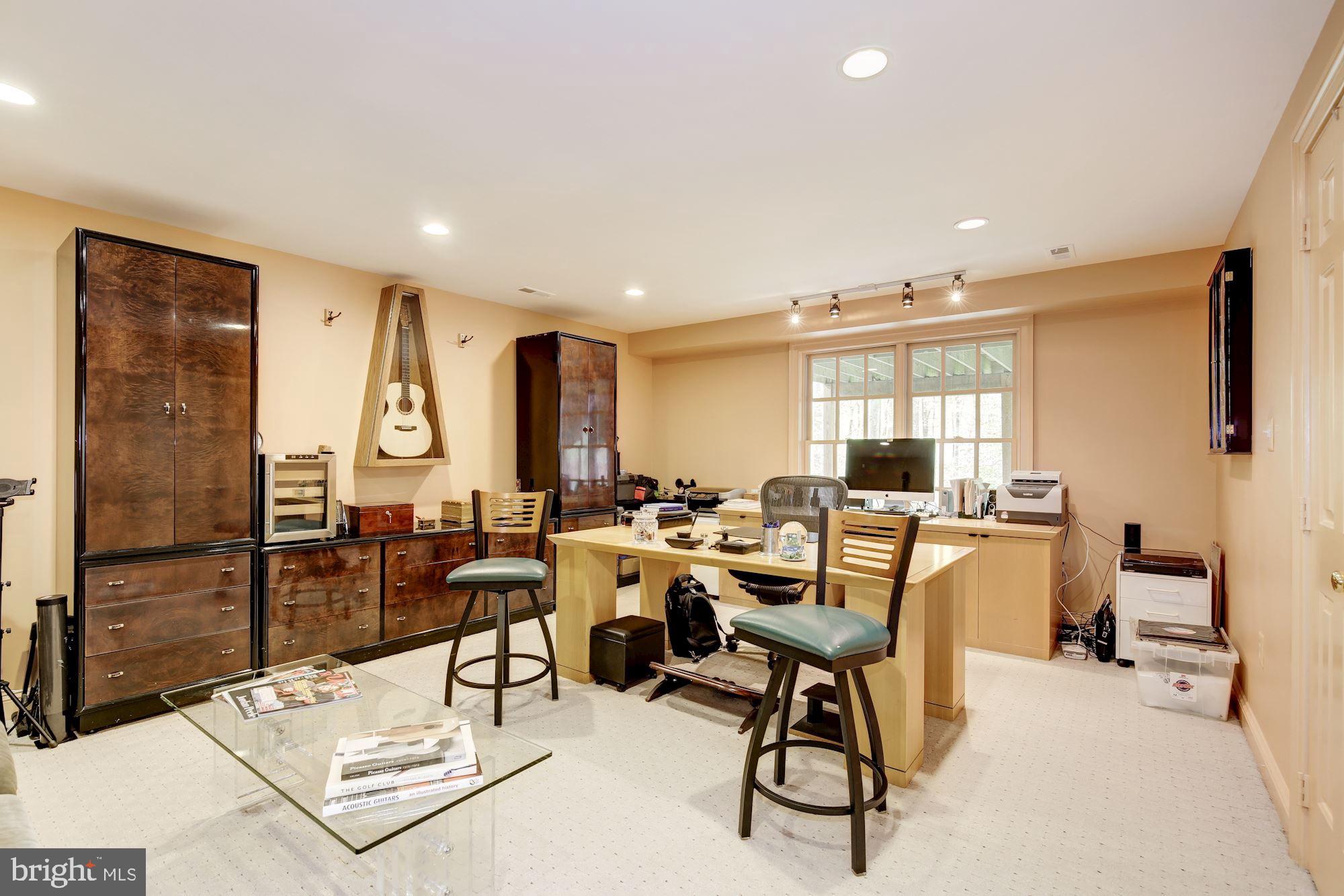 AVENEL - Residential