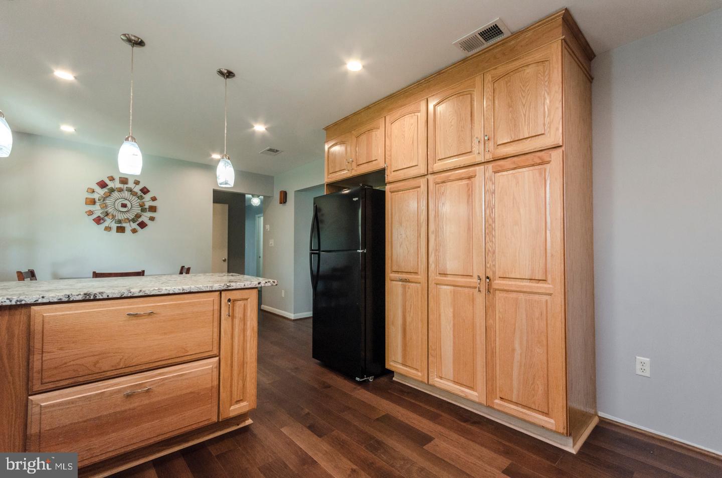 SKY-LIN PARK - Residential