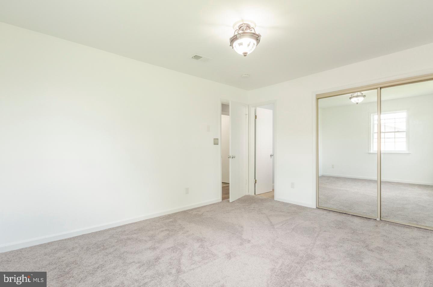 SKY-LIN PARK - Residential