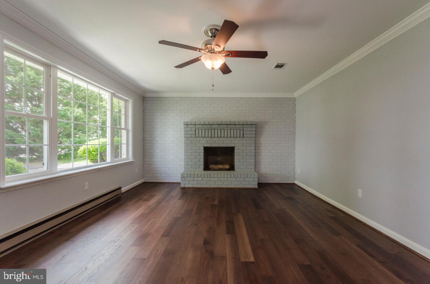 SKY-LIN PARK - Residential