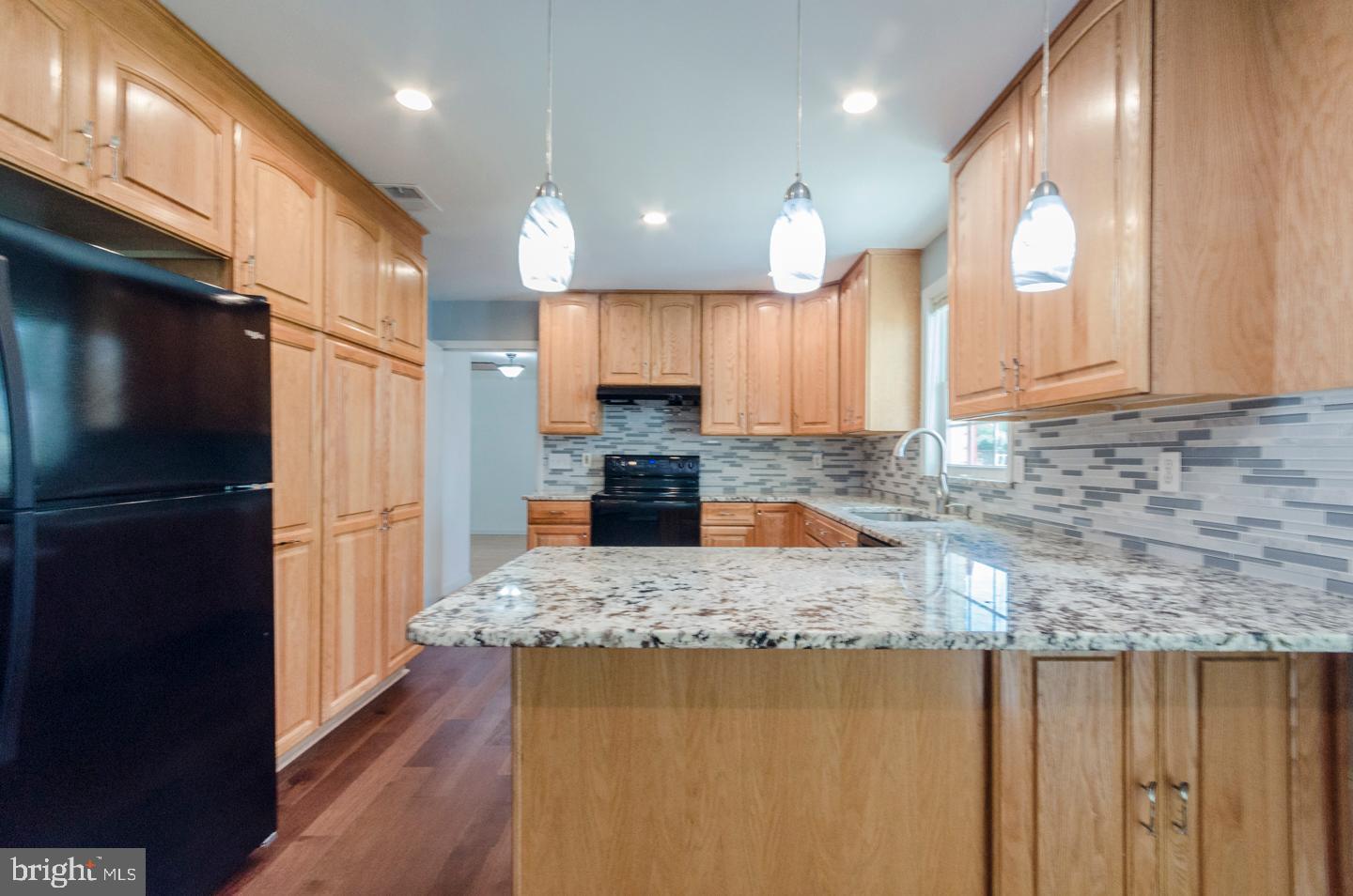 SKY-LIN PARK - Residential