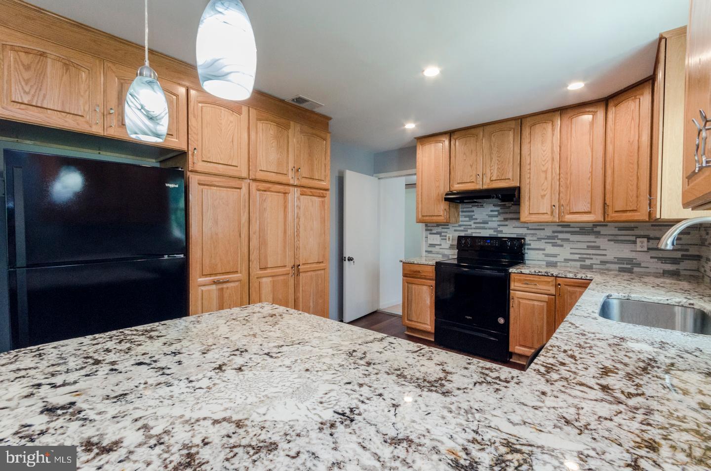 SKY-LIN PARK - Residential