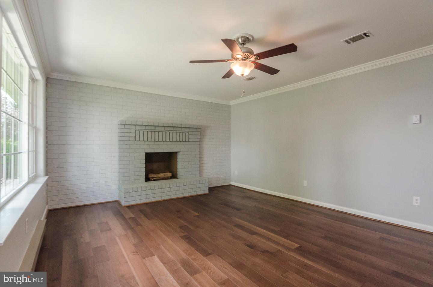 SKY-LIN PARK - Residential