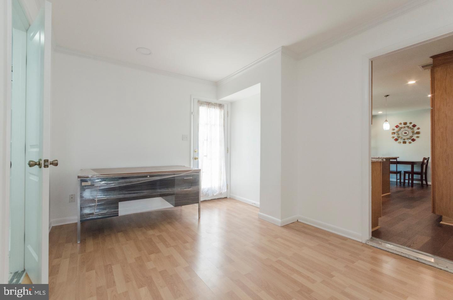 SKY-LIN PARK - Residential