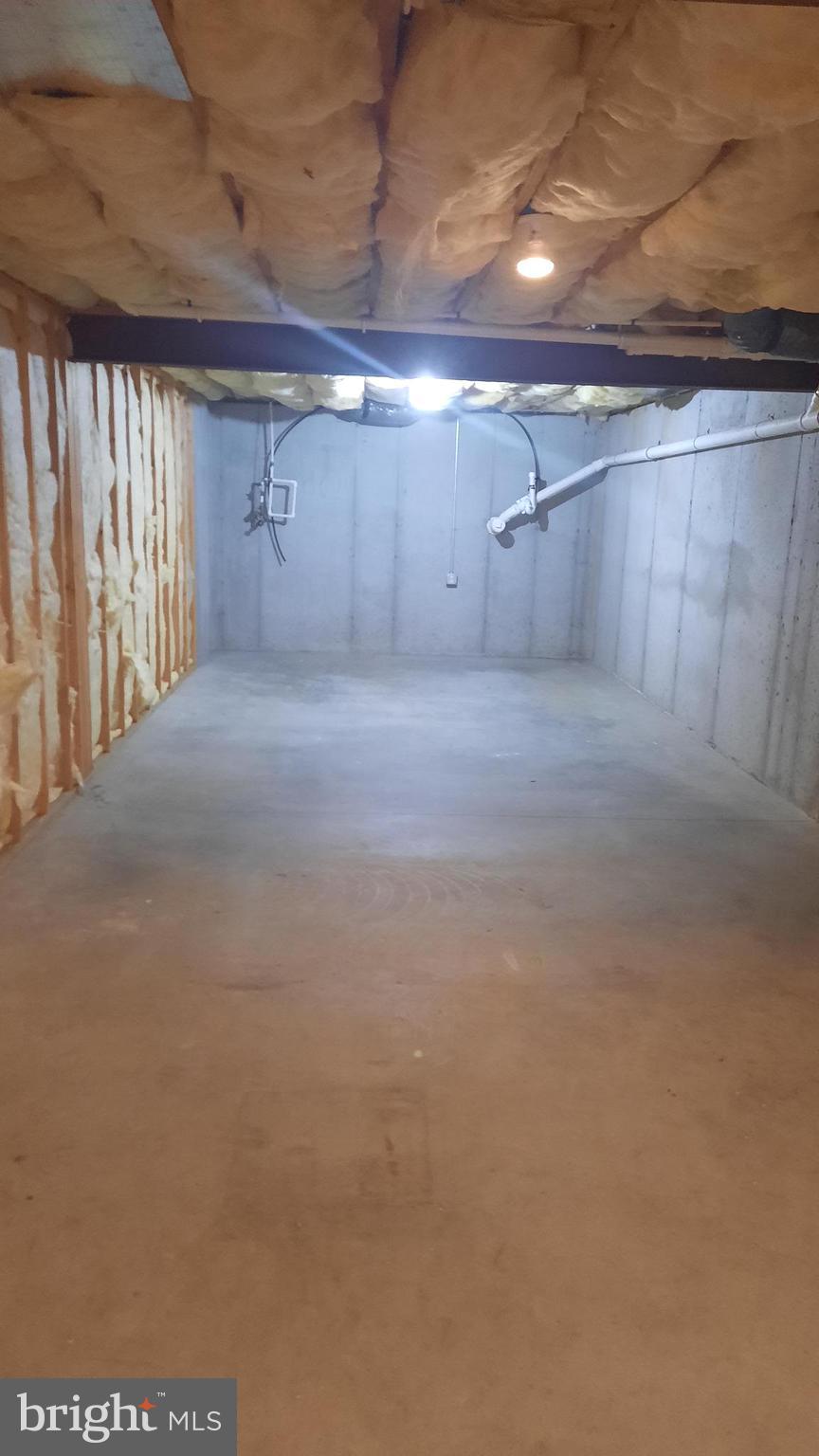 SILVER CREEK - Residential Lease