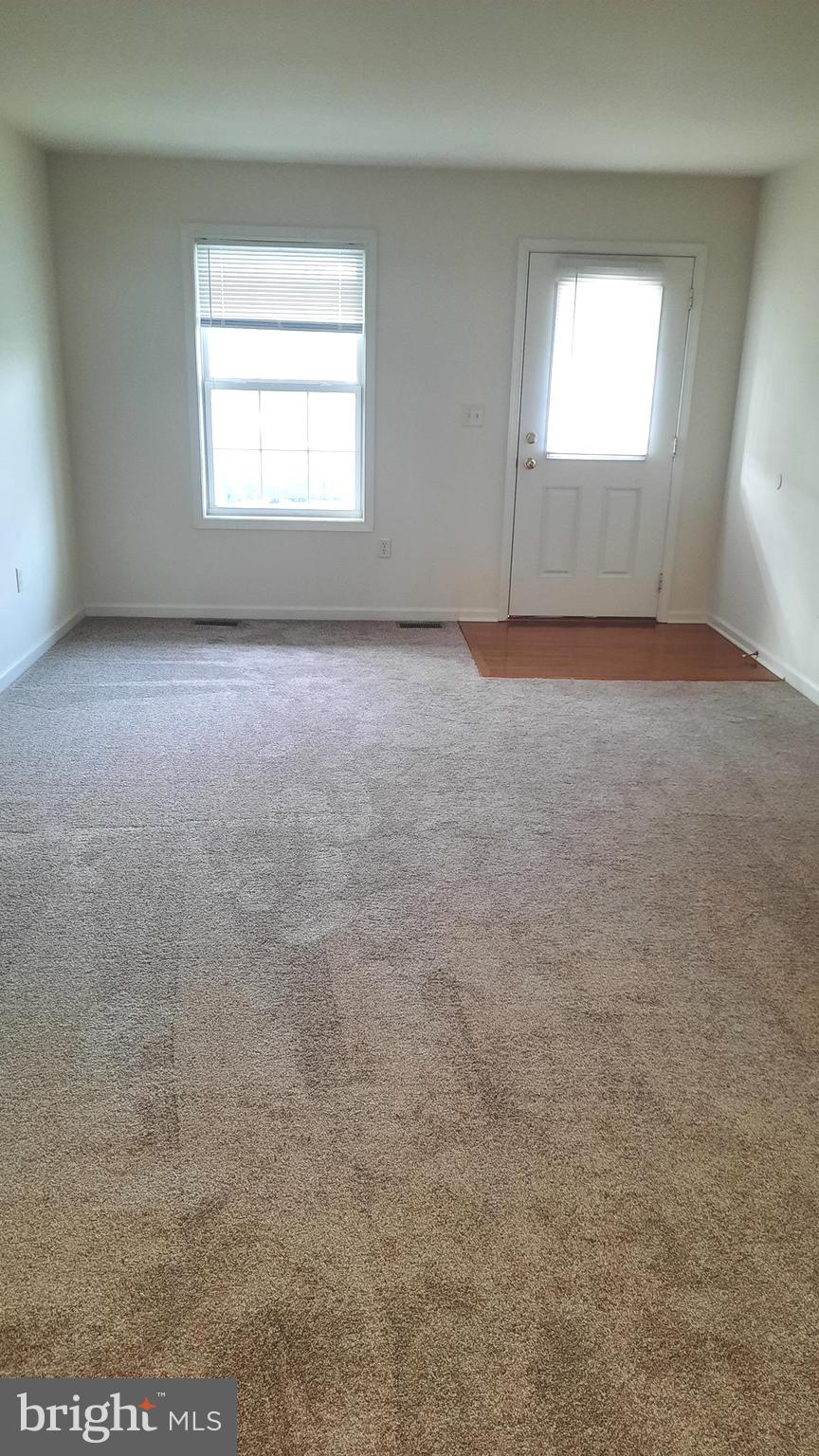 SILVER CREEK - Residential Lease