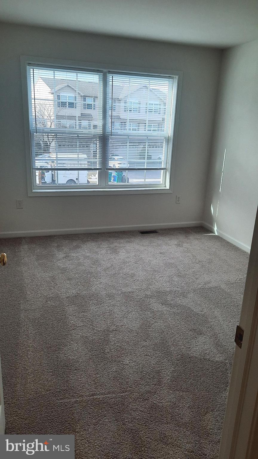 SILVER CREEK - Residential Lease