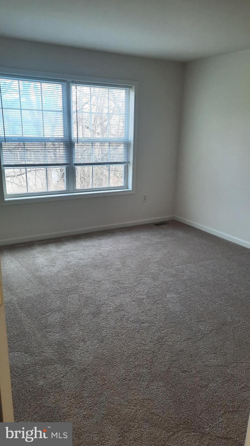 SILVER CREEK - Residential Lease