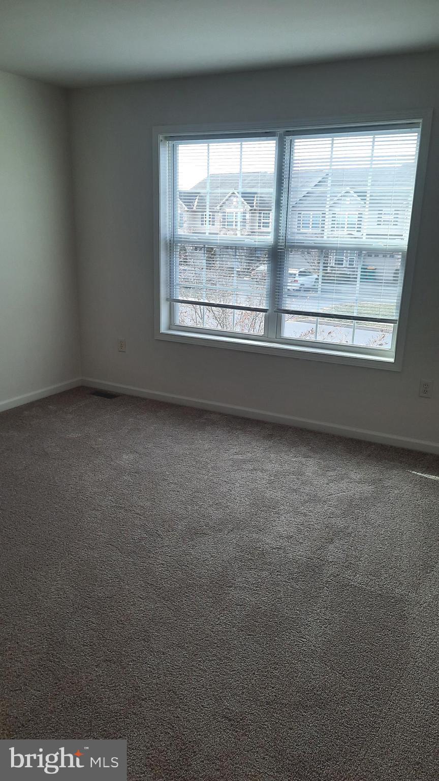 SILVER CREEK - Residential Lease