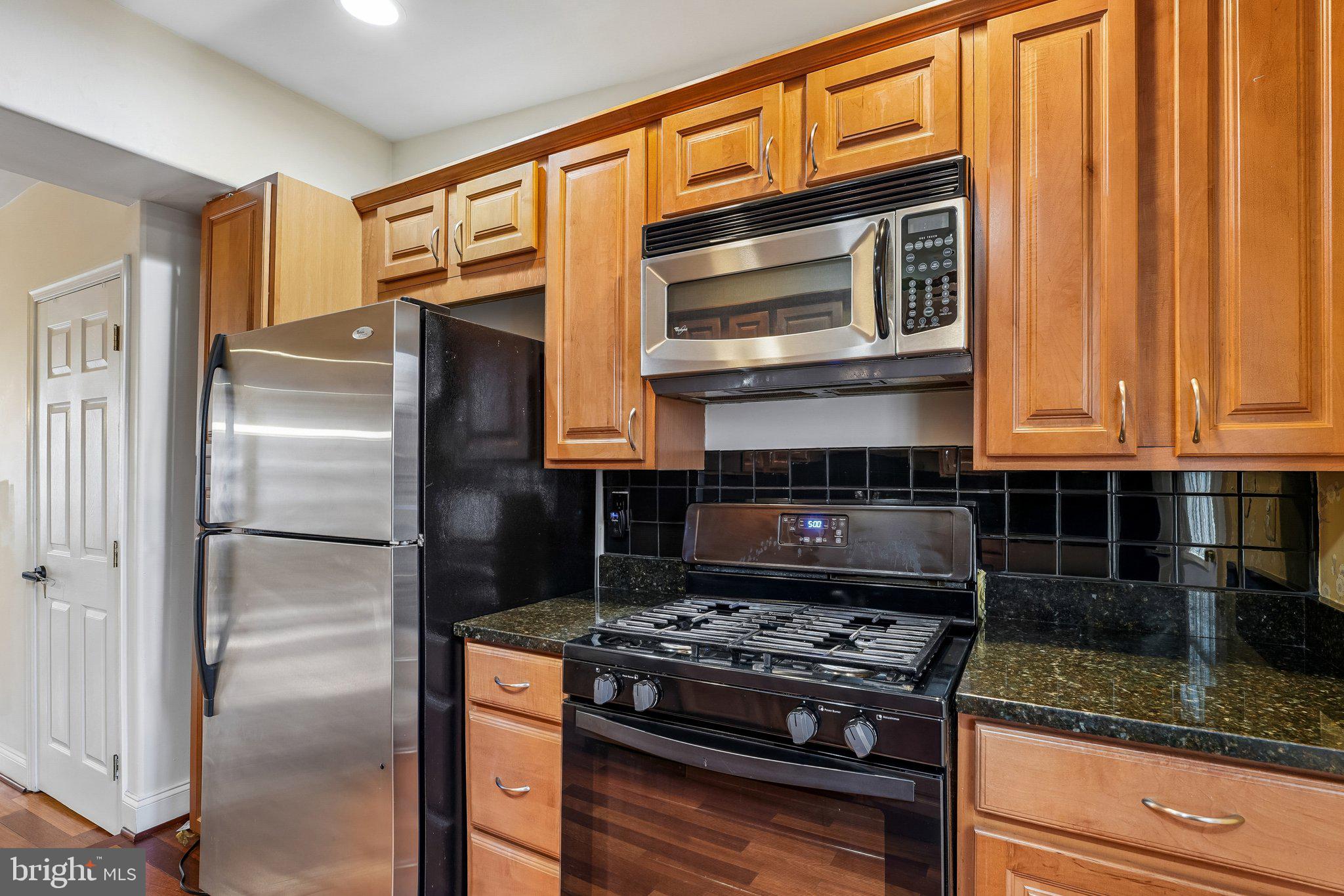 RIVERSIDE - Residential