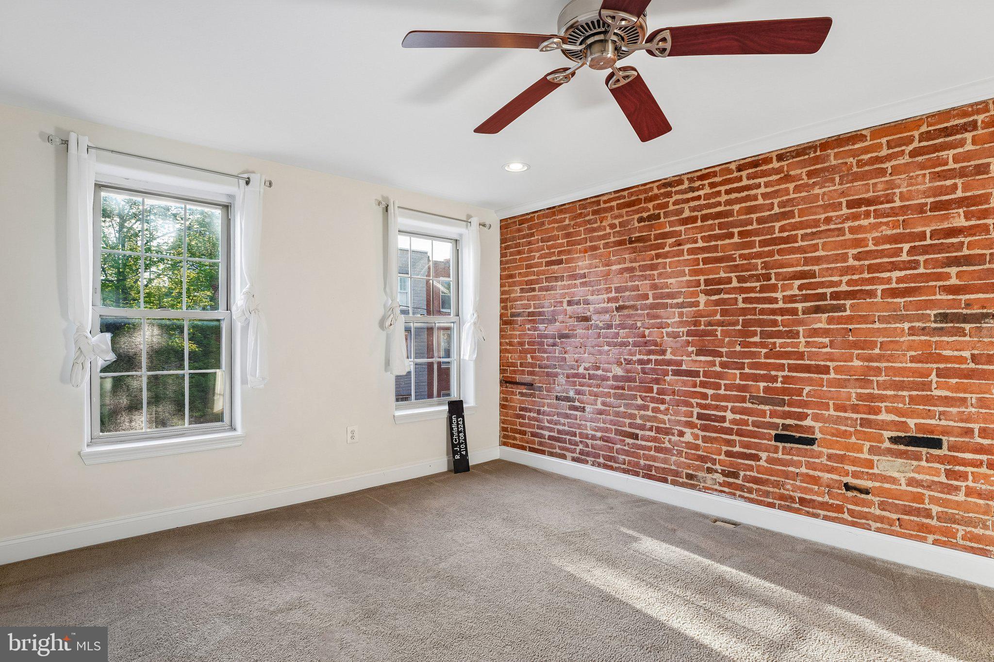 RIVERSIDE - Residential