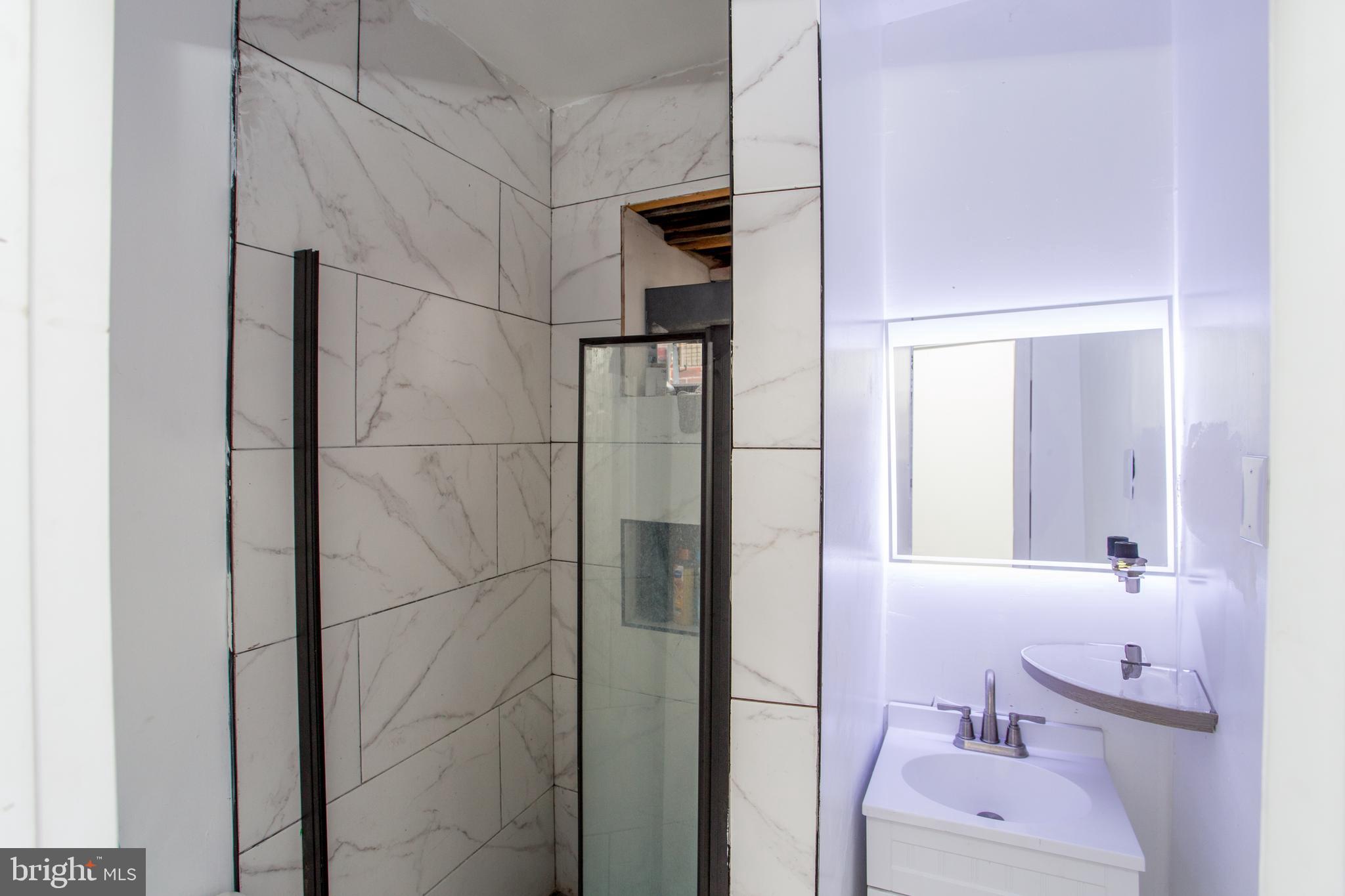 PHILADELPHIA (SOUTHWEST) - Residential