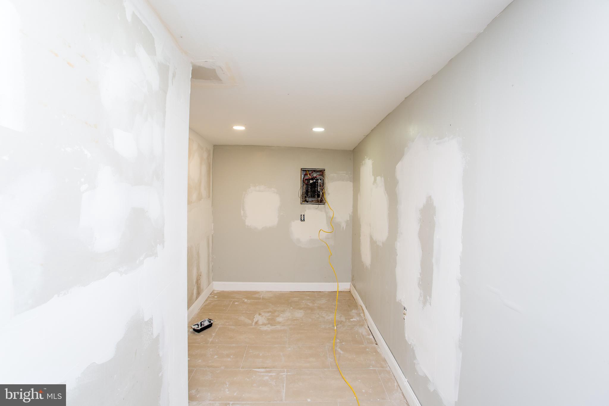 PHILADELPHIA (SOUTHWEST) - Residential