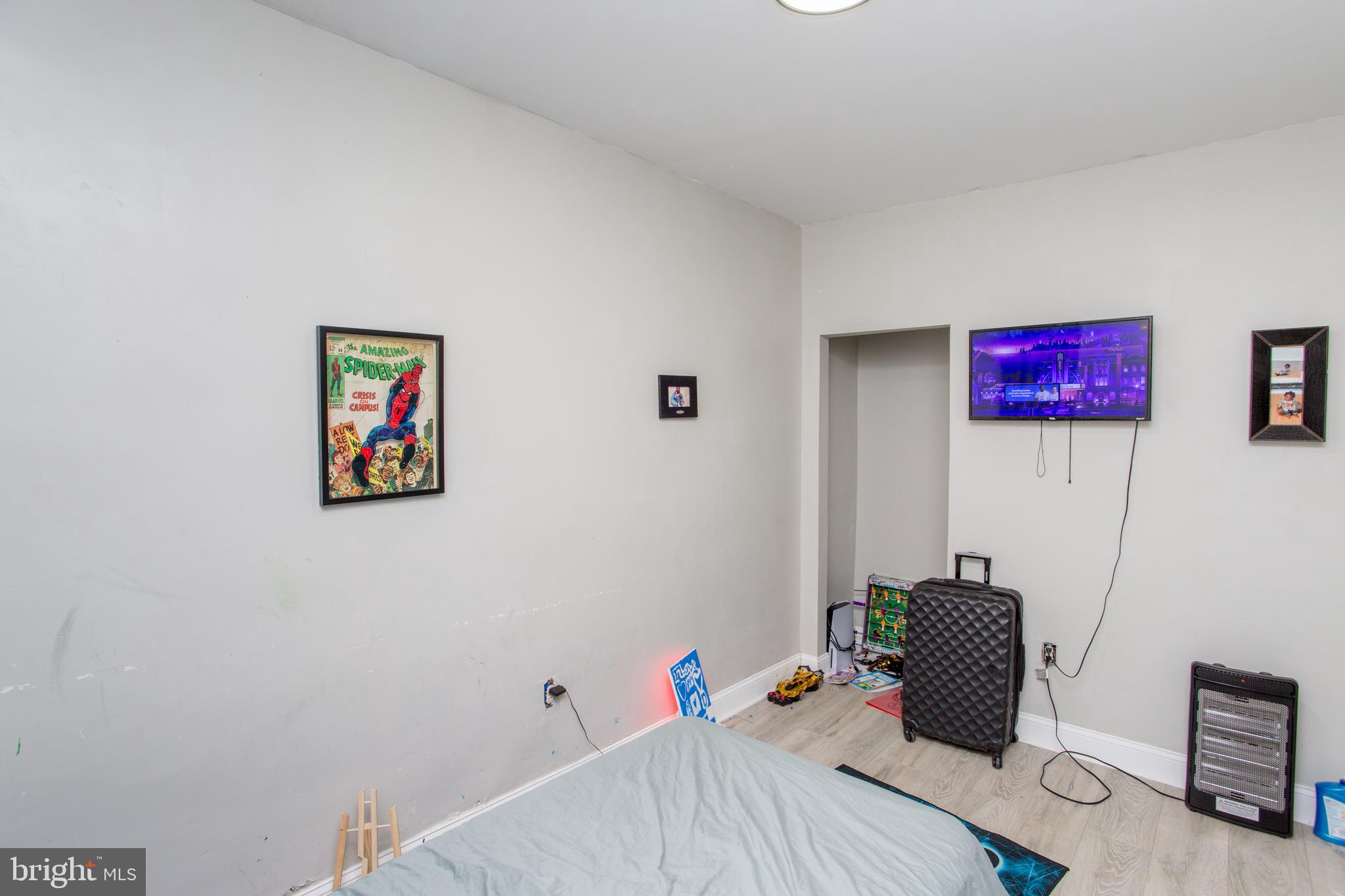 PHILADELPHIA (SOUTHWEST) - Residential