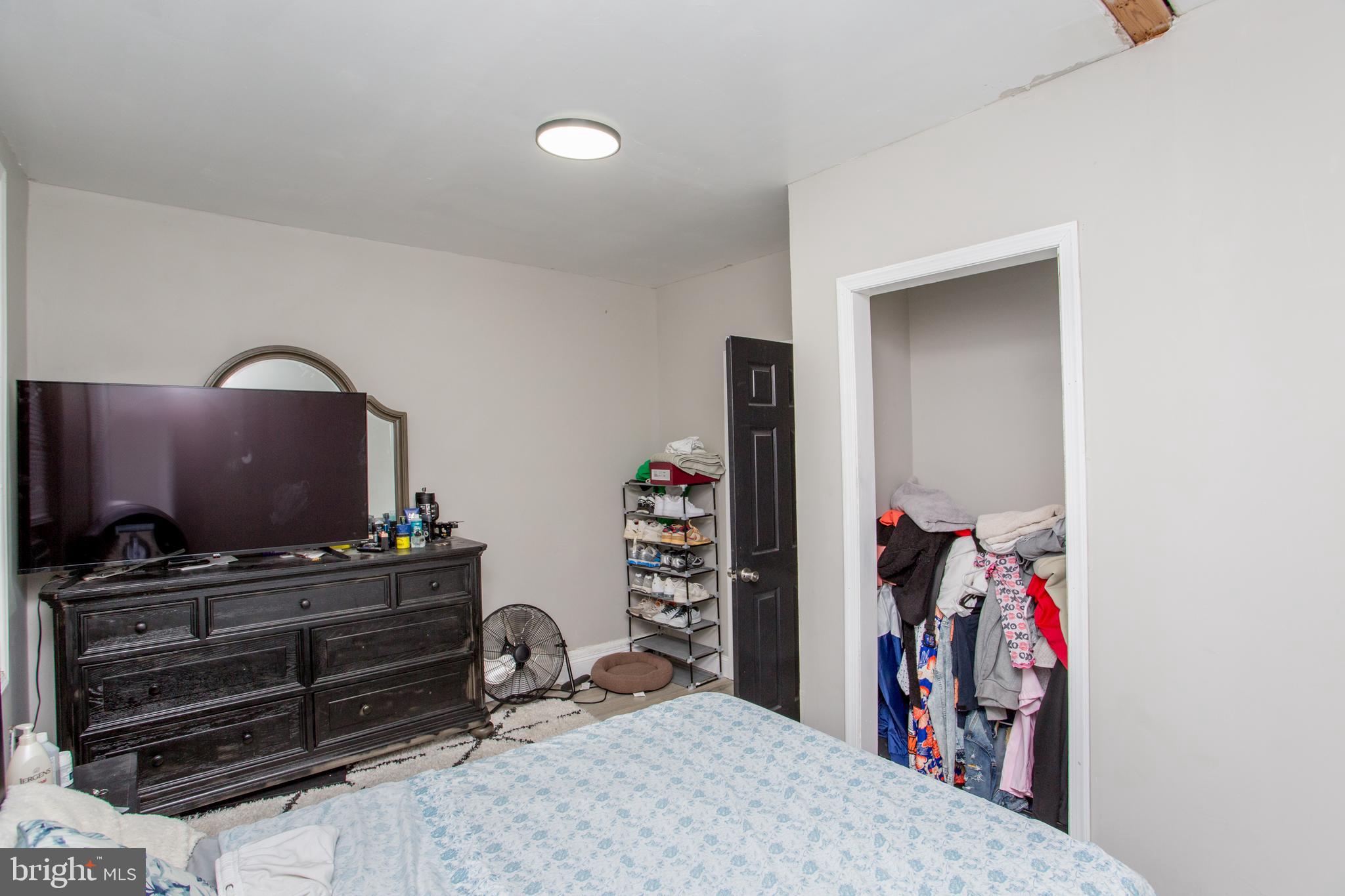 PHILADELPHIA (SOUTHWEST) - Residential