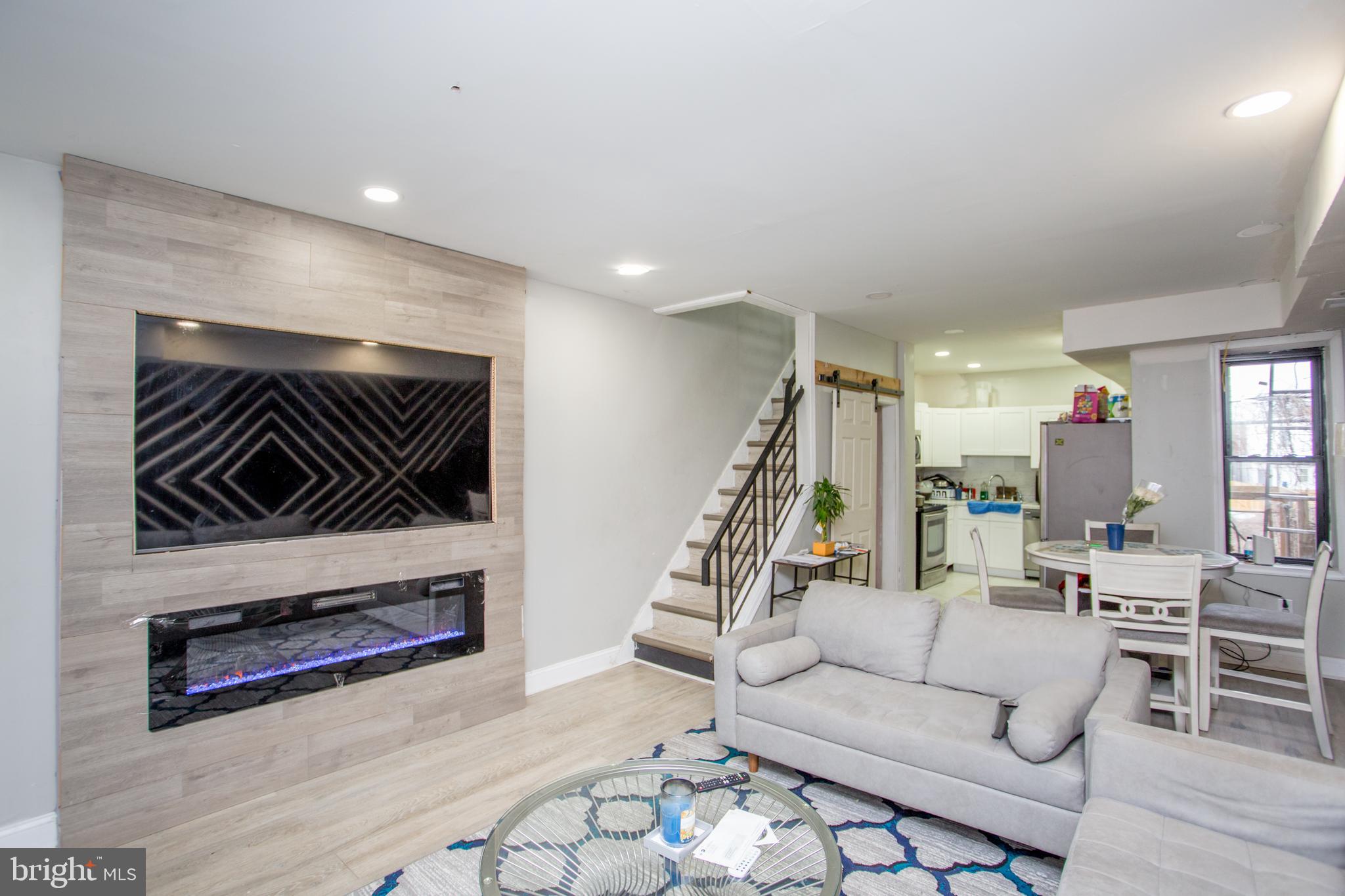 PHILADELPHIA (SOUTHWEST) - Residential