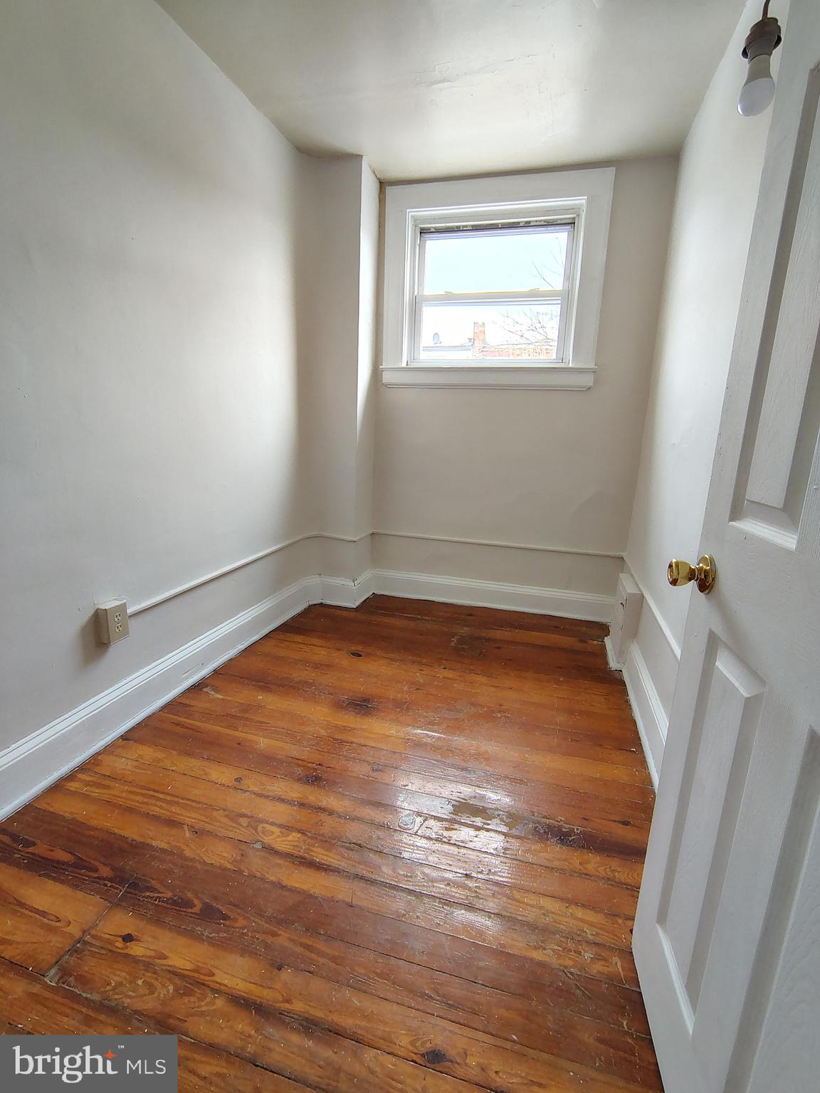 FOUR BY FOUR - Residential Lease