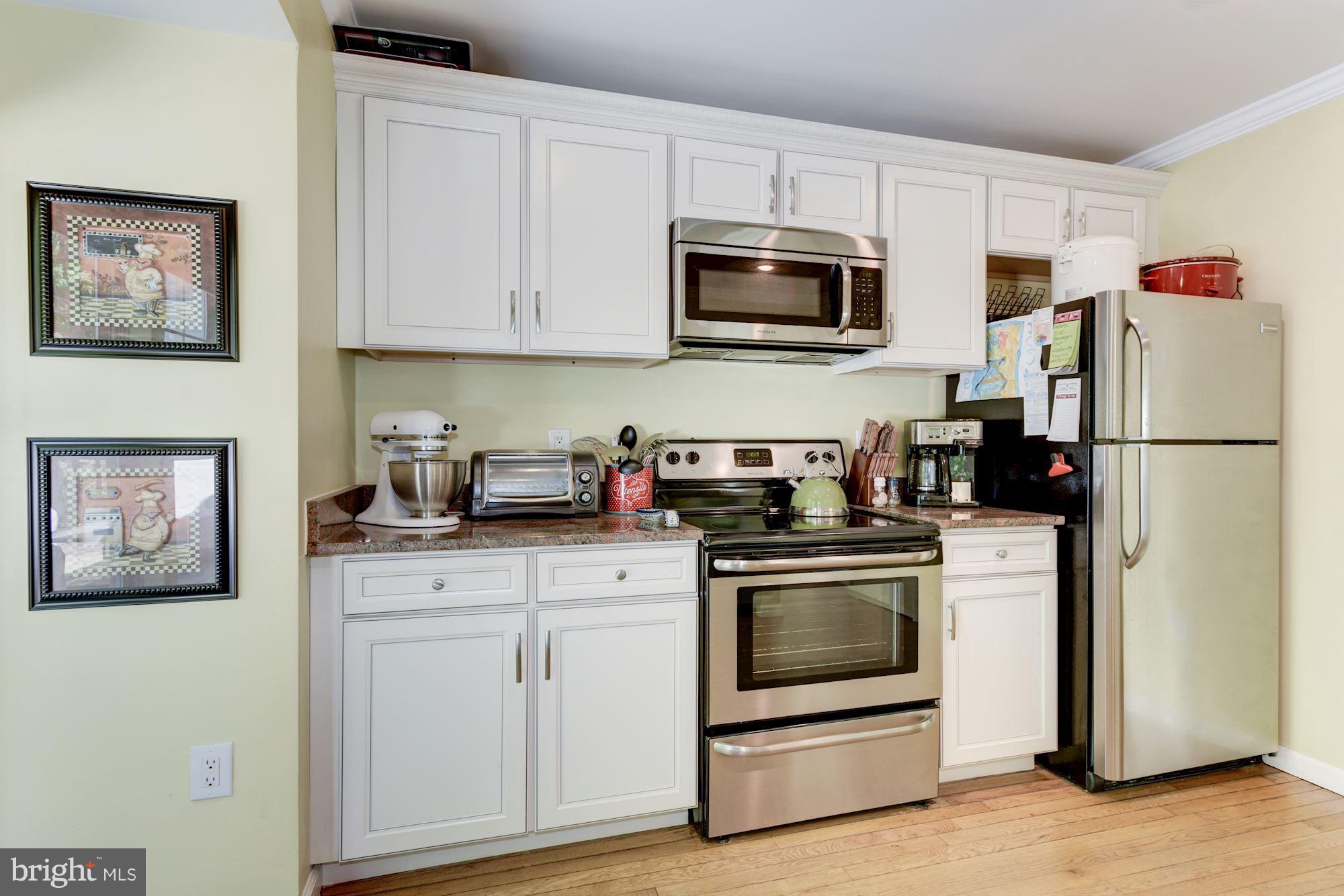 LAKE RIDGE - Residential