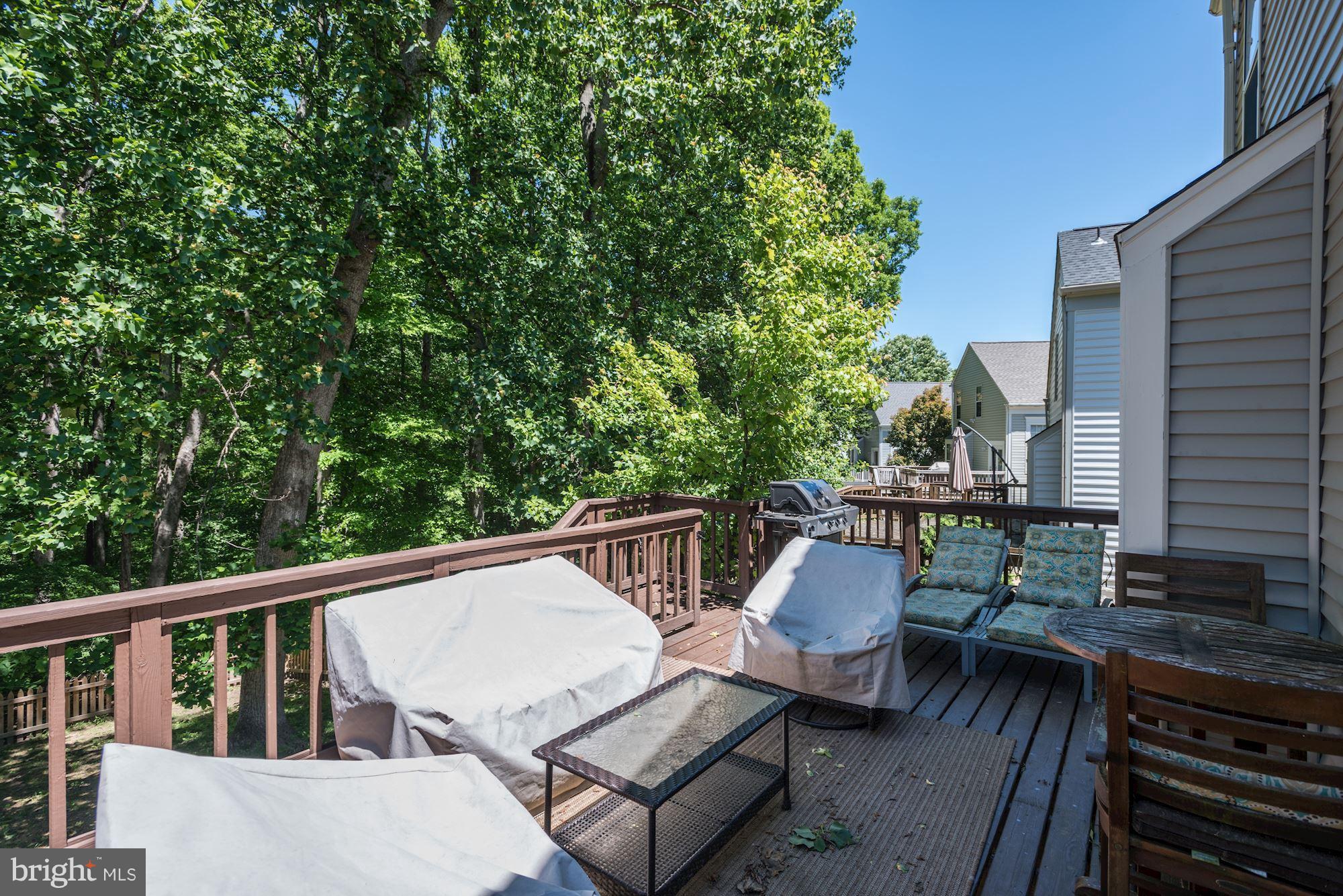 LAKE RIDGE - Residential