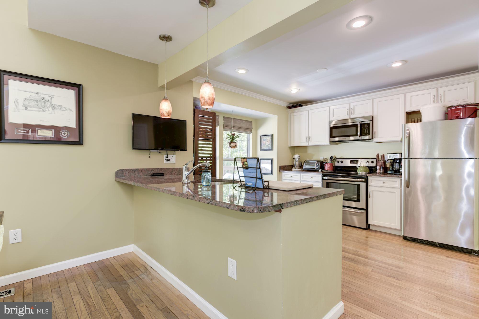 LAKE RIDGE - Residential