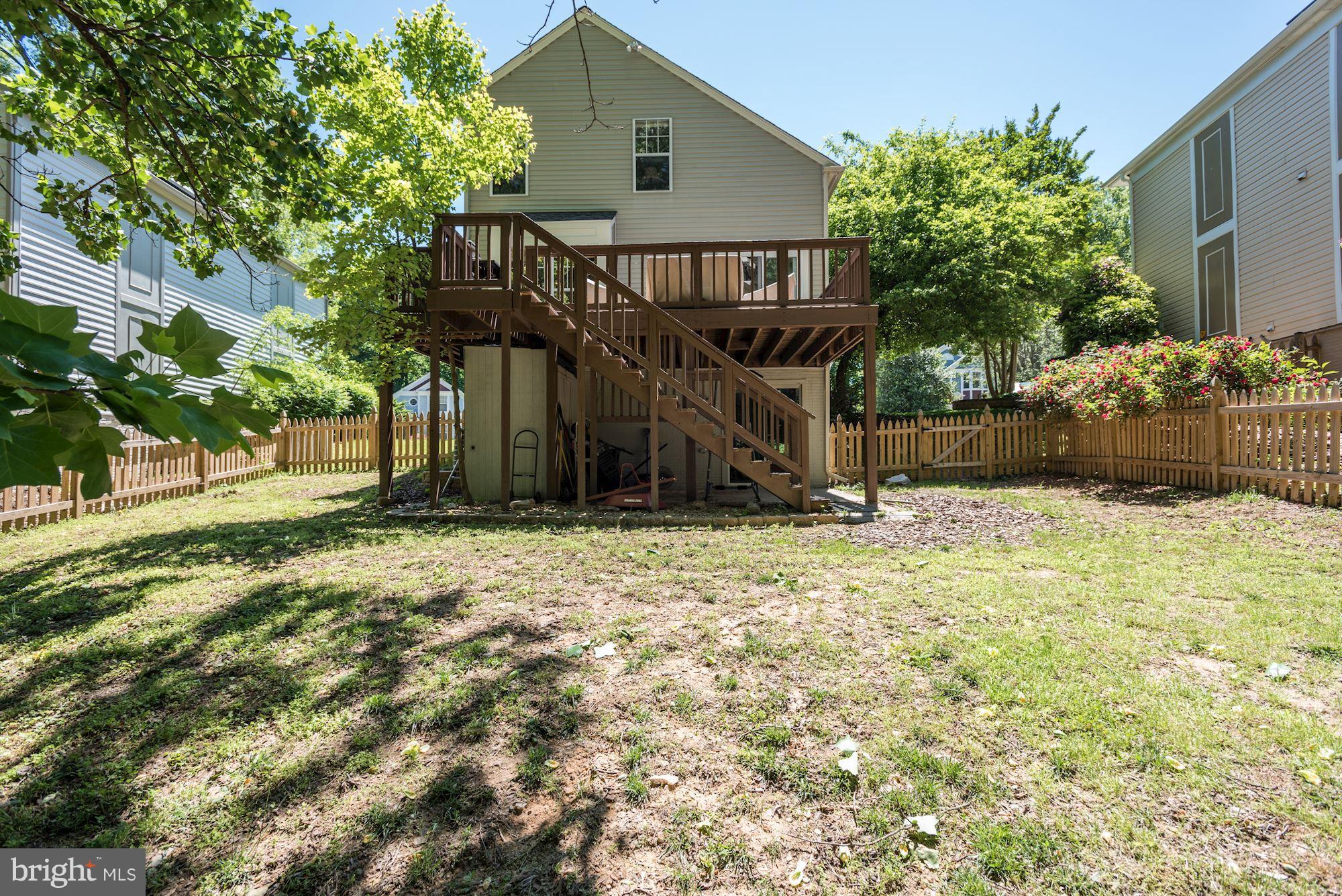 LAKE RIDGE - Residential