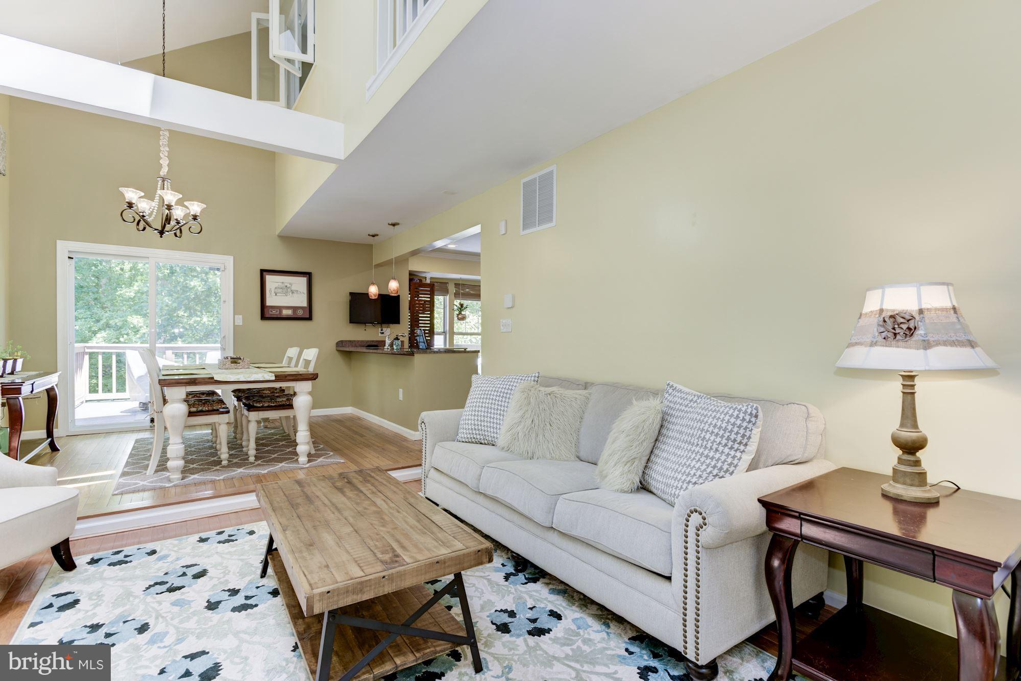 LAKE RIDGE - Residential