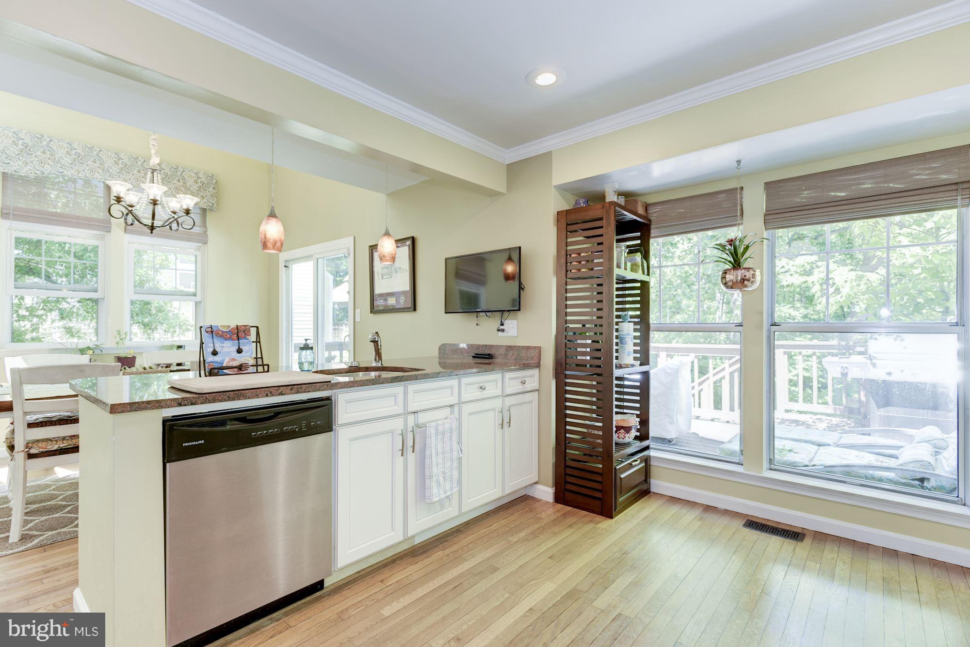 LAKE RIDGE - Residential