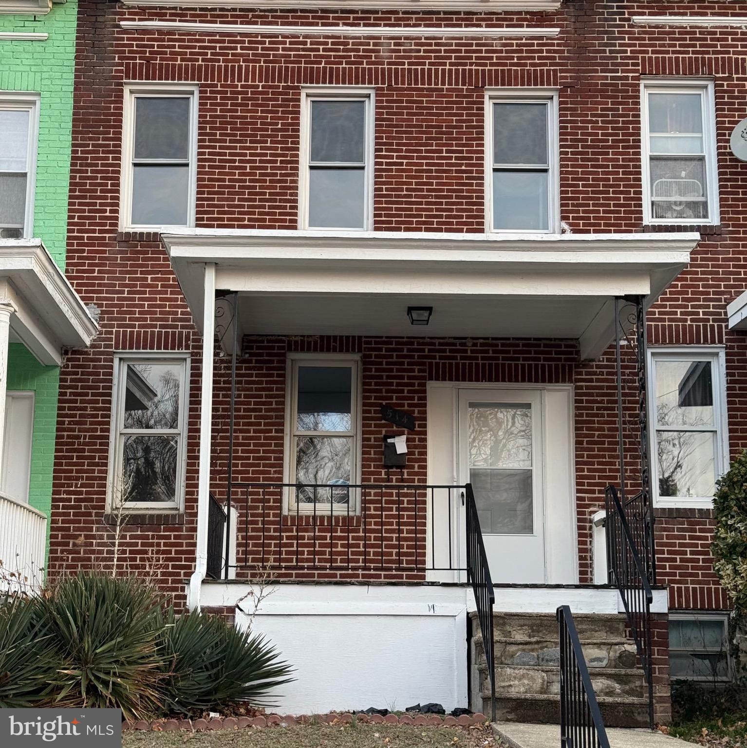 WAVERLY - Residential Lease