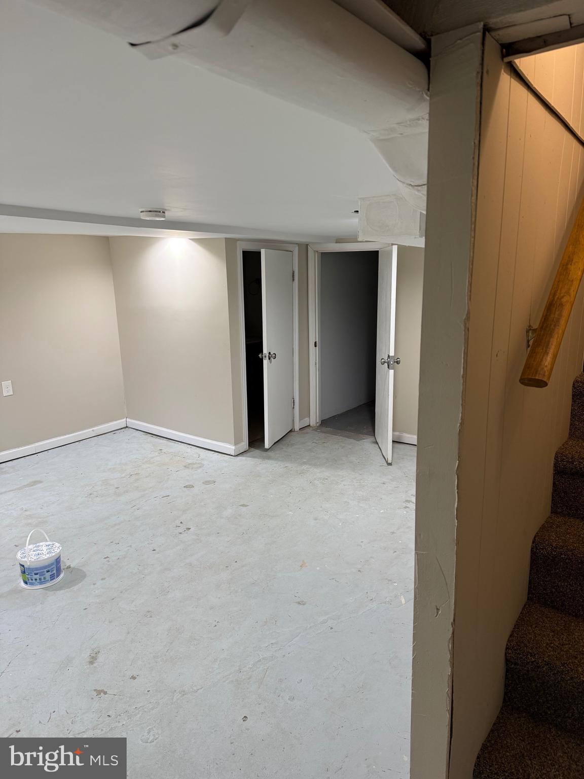 WAVERLY - Residential Lease