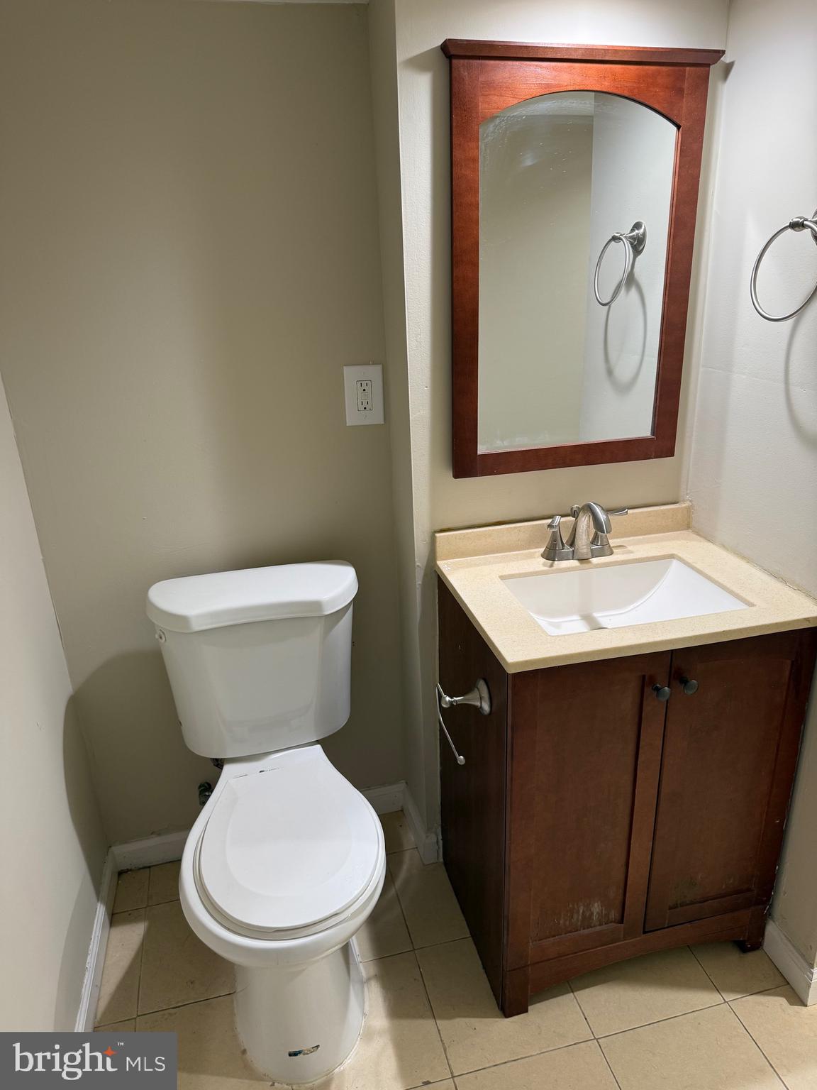 WAVERLY - Residential Lease