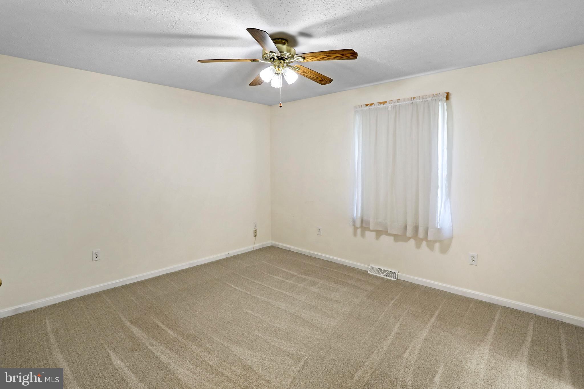 SYLVAN GROVE - Residential