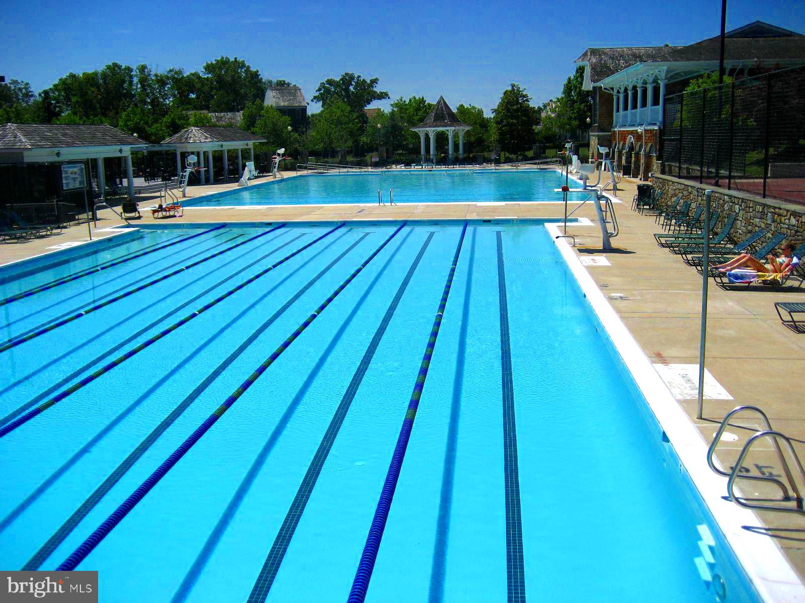 KENTLANDS - Residential