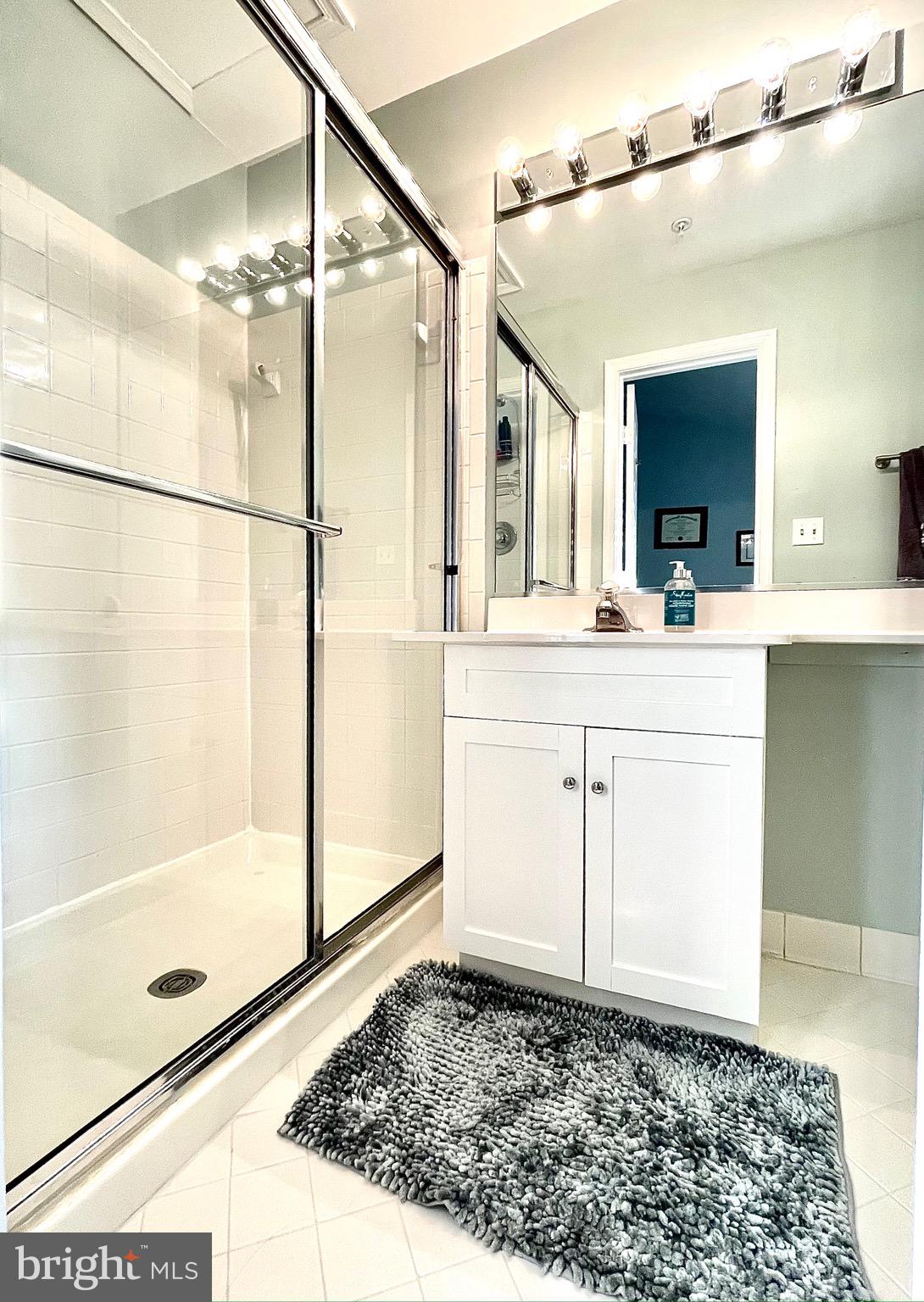 KENTLANDS - Residential